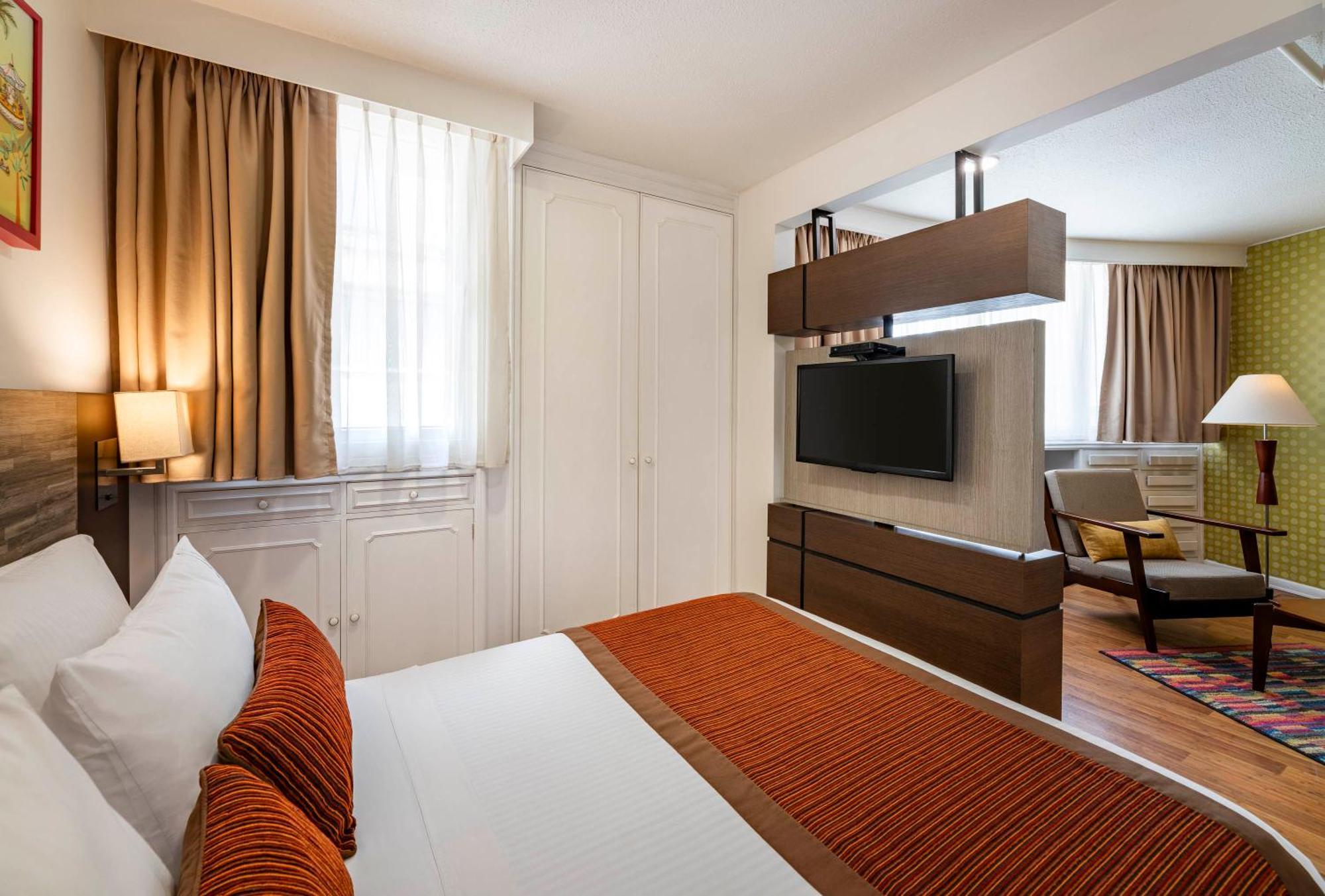 Junior Suite