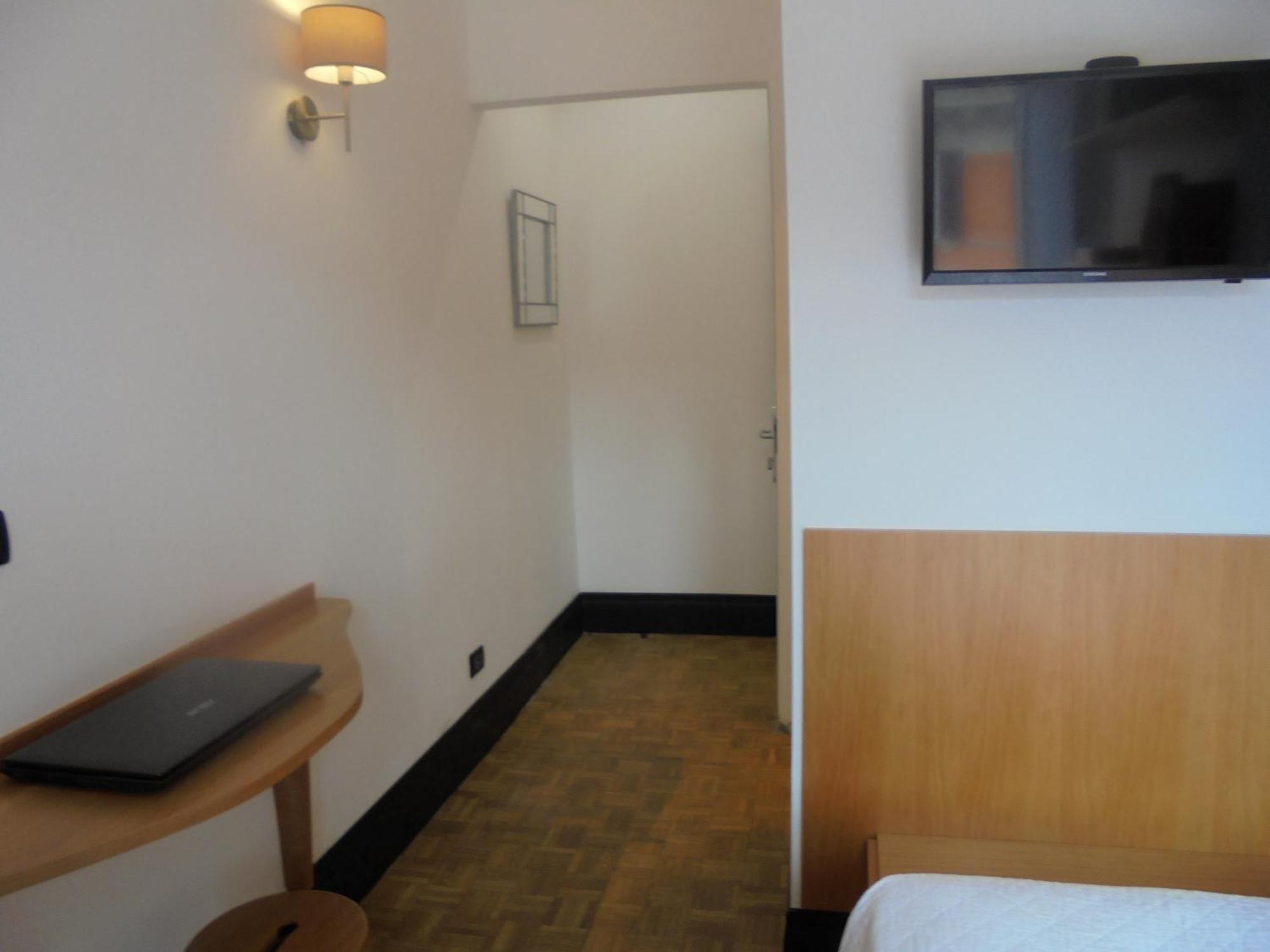 Small Single Room