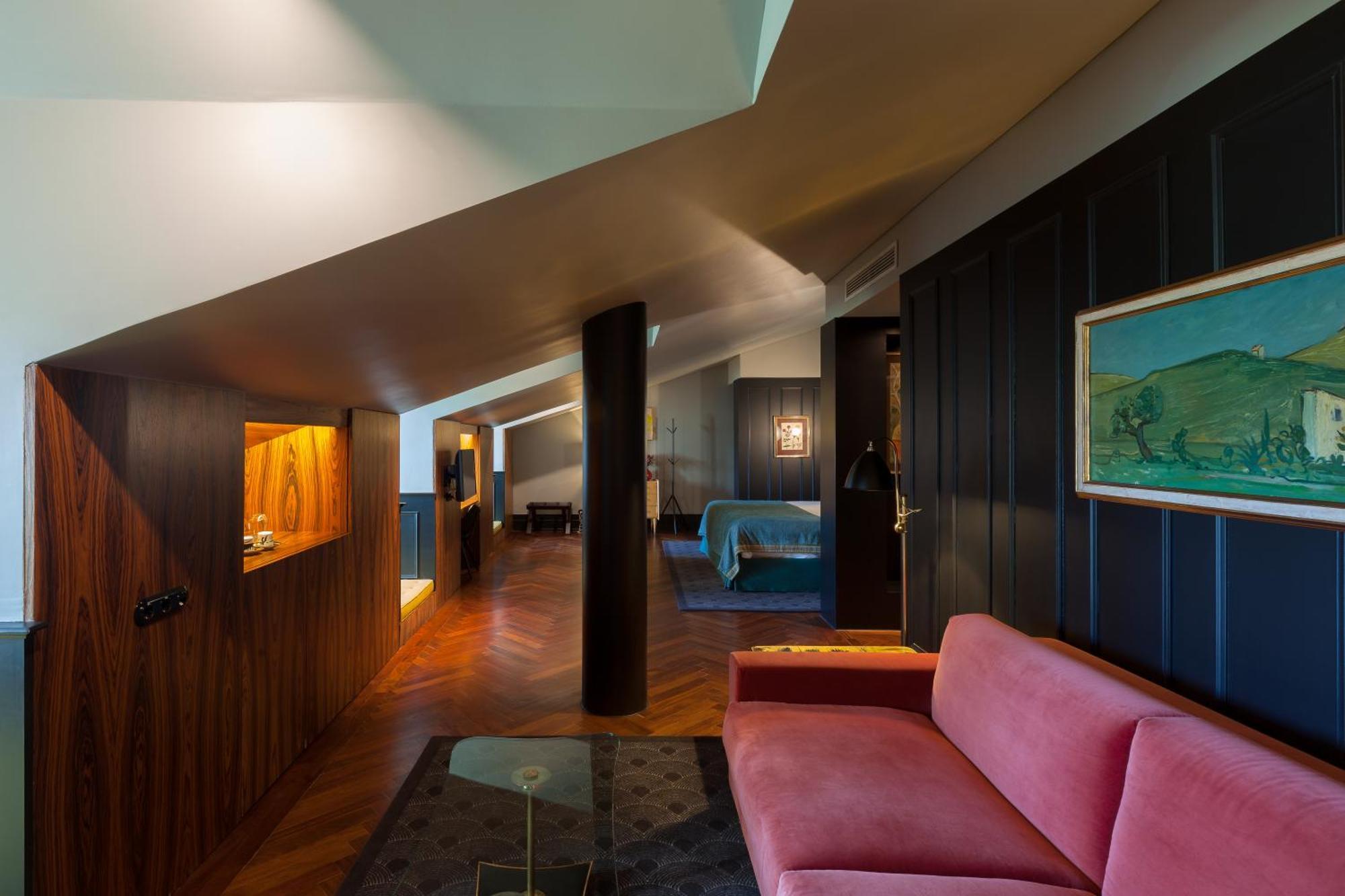 Avenue Suite