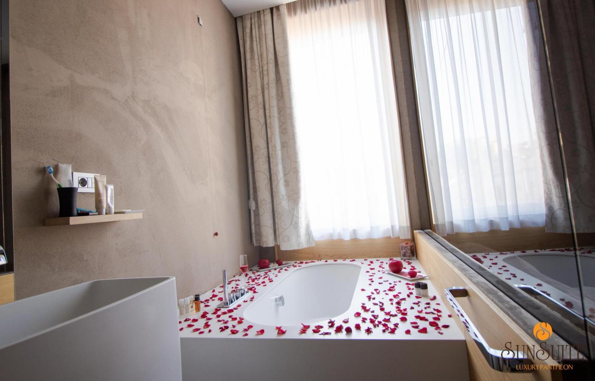 Junior Suite City View