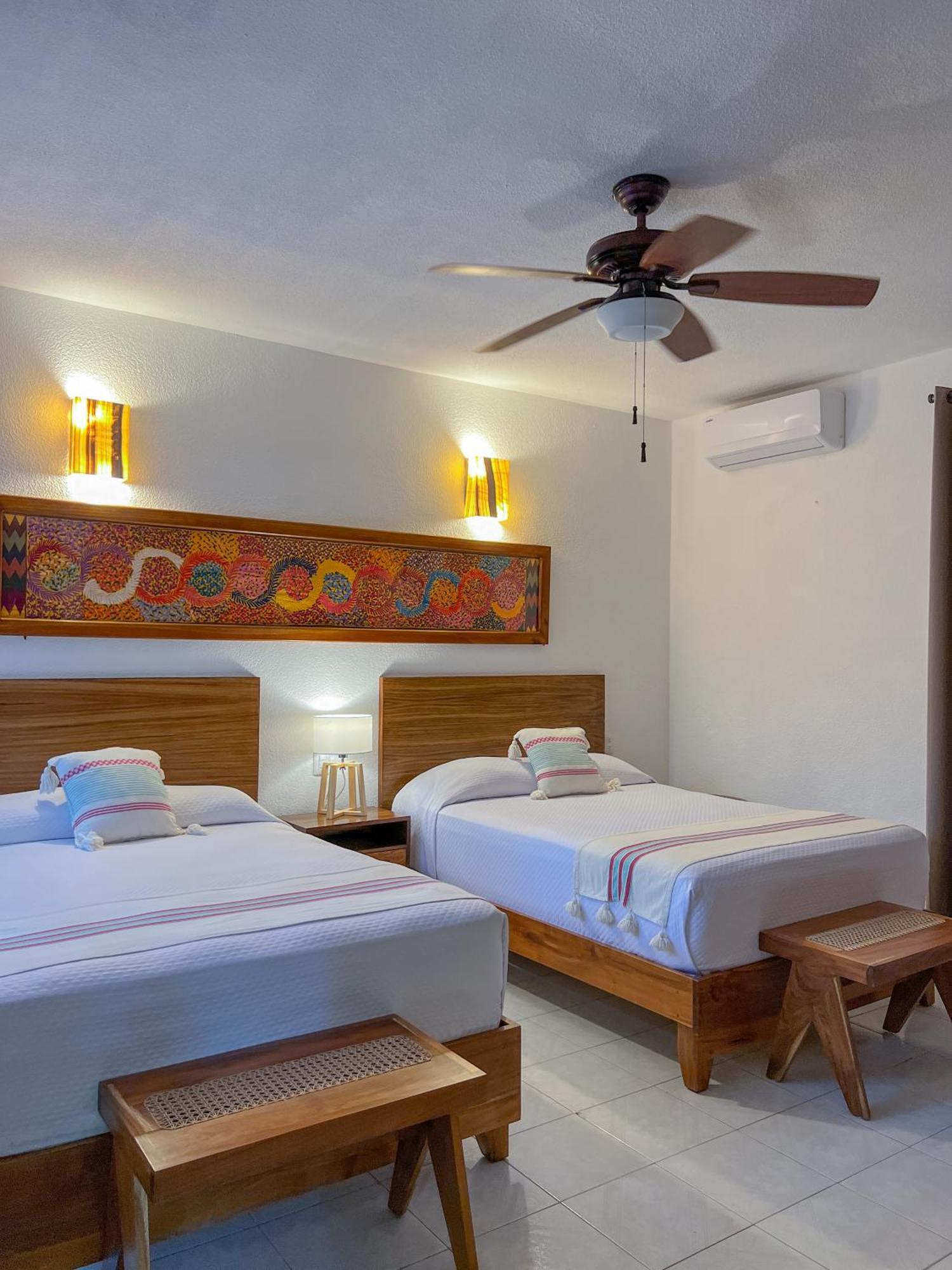 1 Bedroom Room Kitchenette