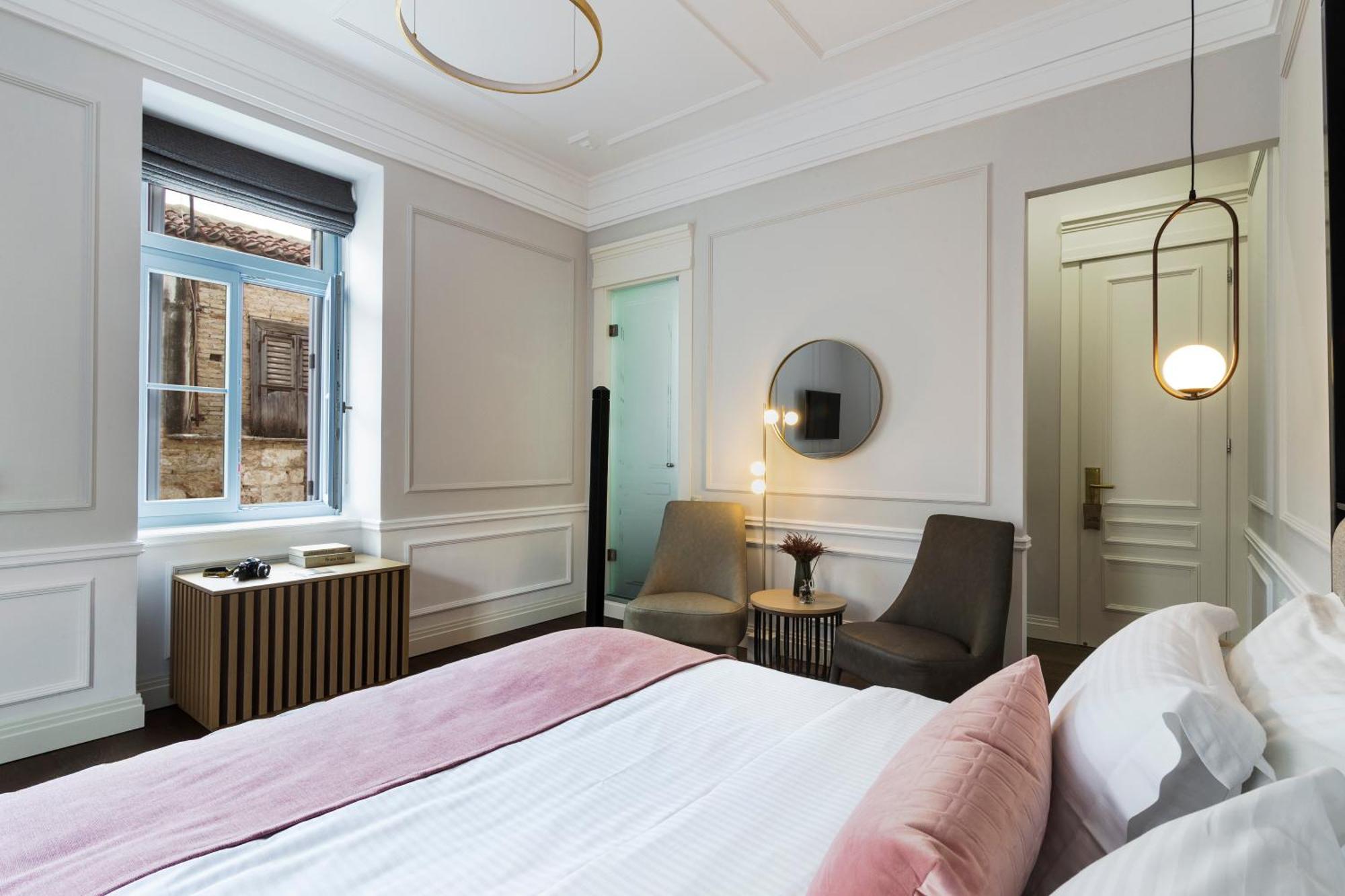 Supreme Suite