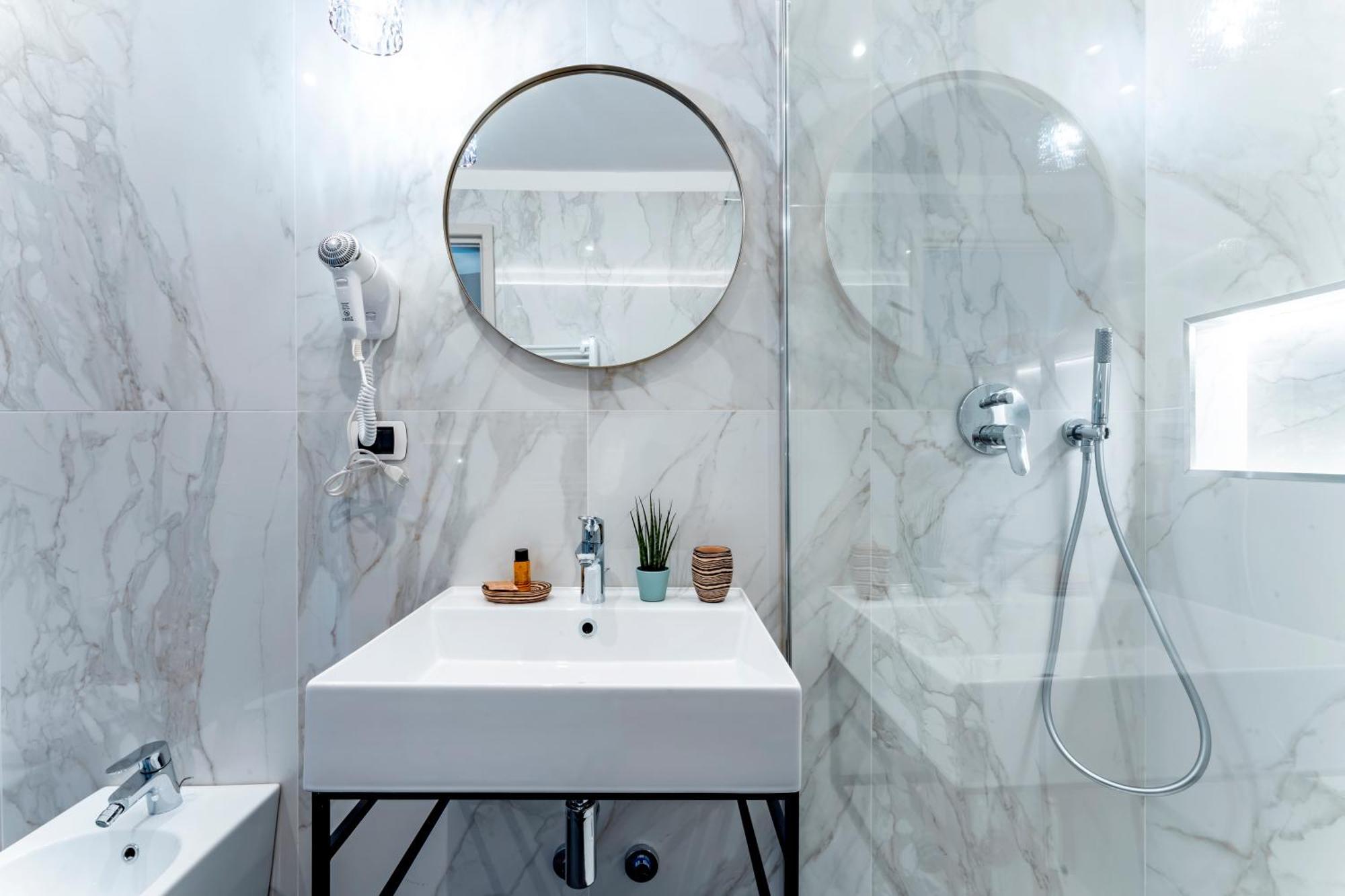King Room Spa Bath