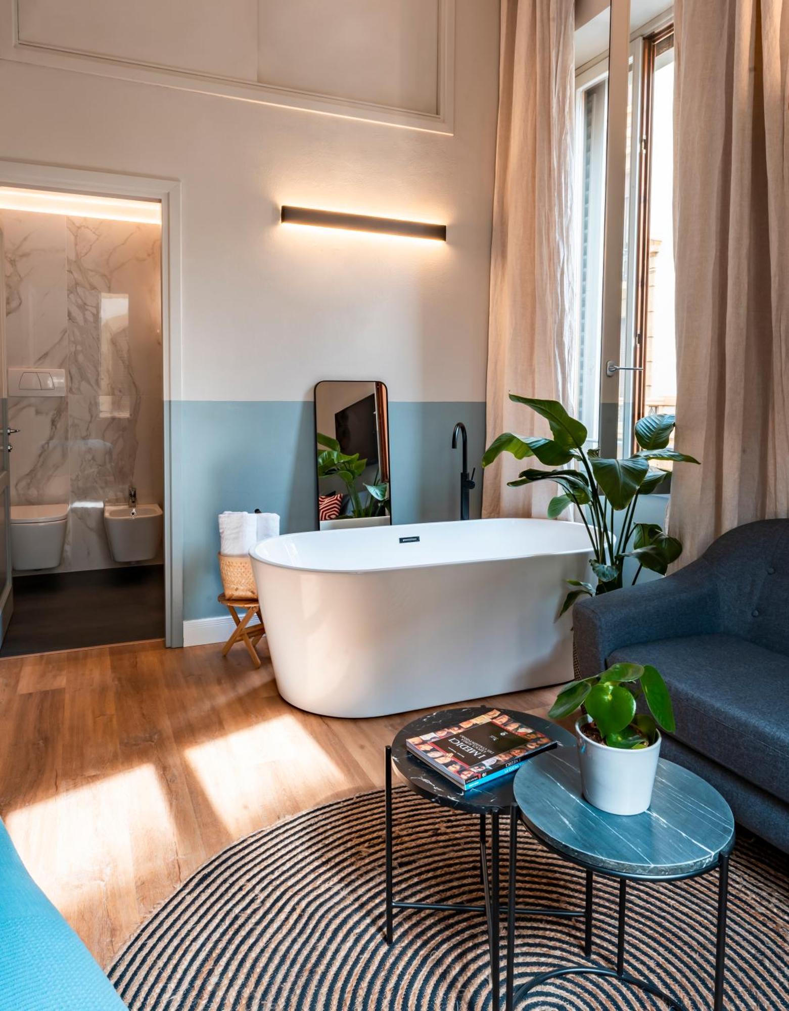 King Room Spa Bath