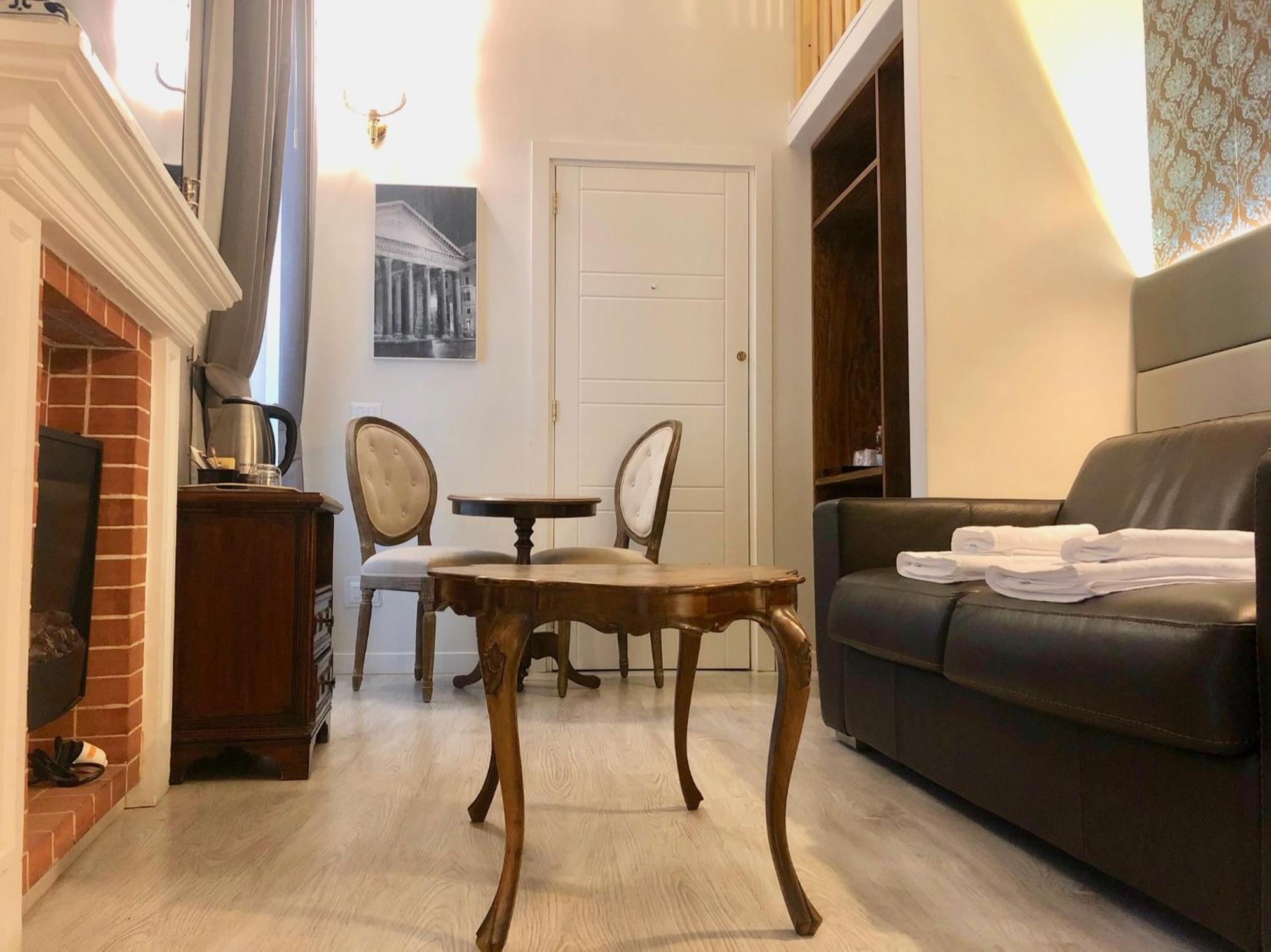 Queen Room