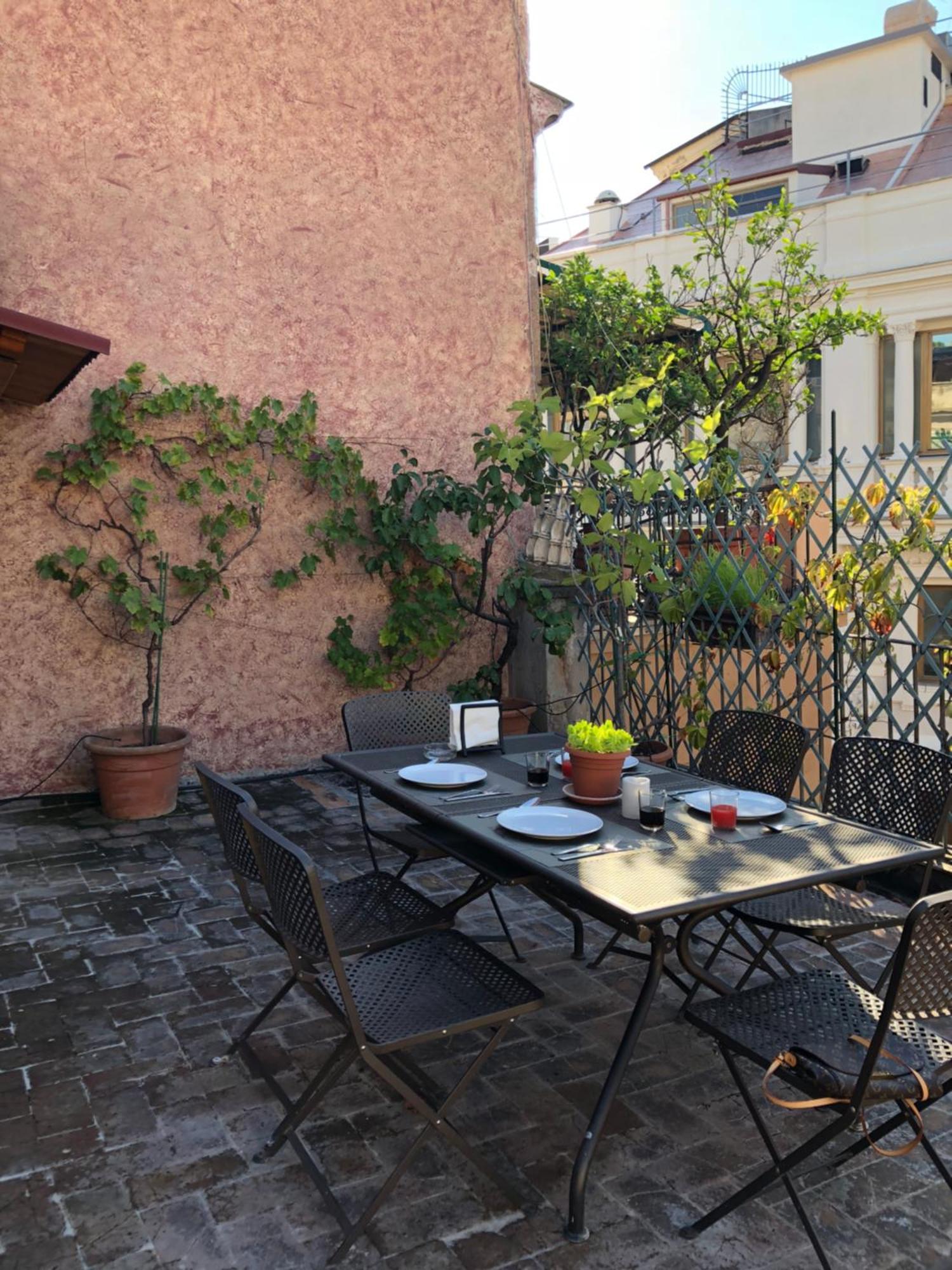 Two-Bedroom Apartment Terrace Annex