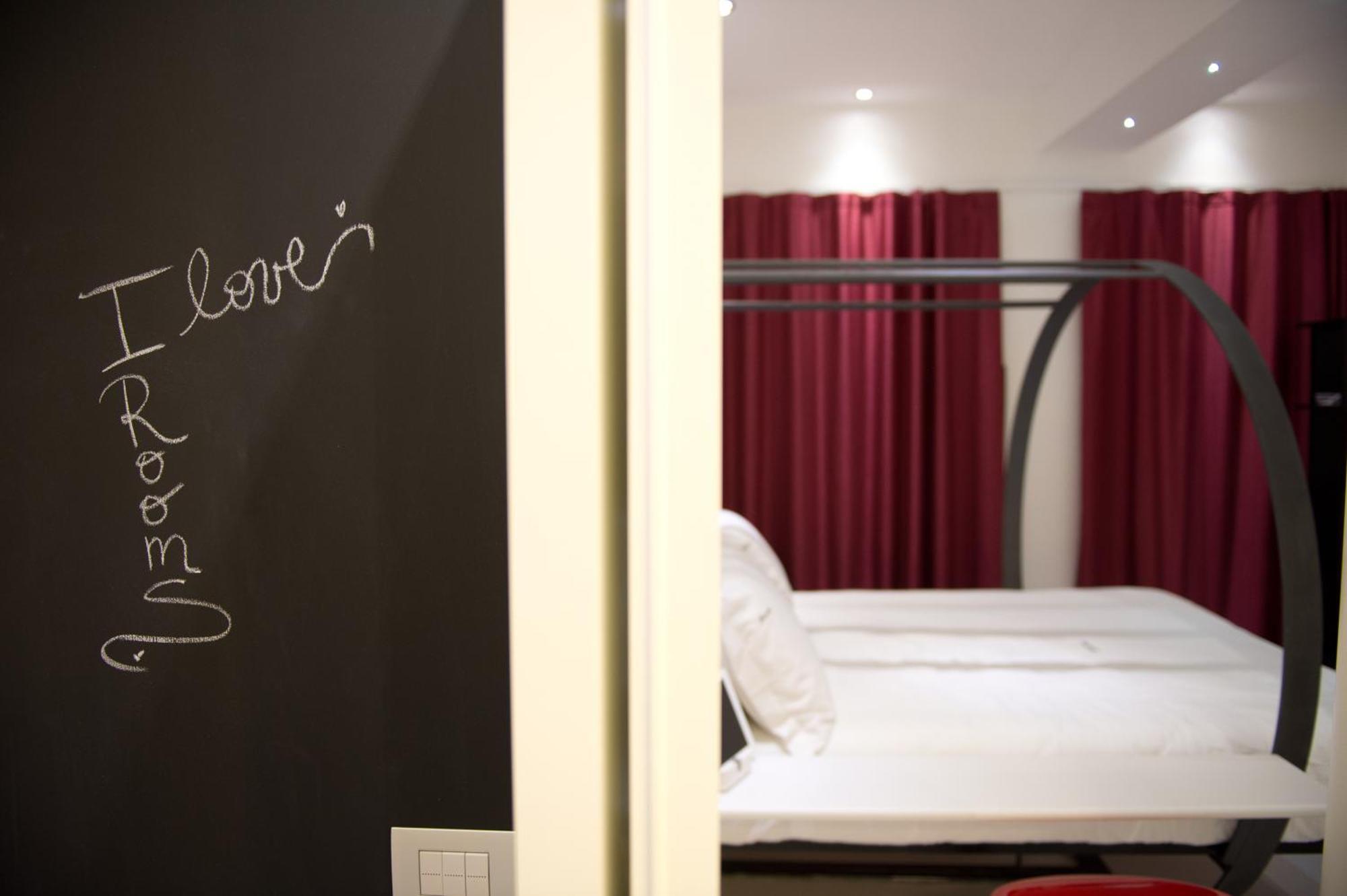 Double Room Hot Tub