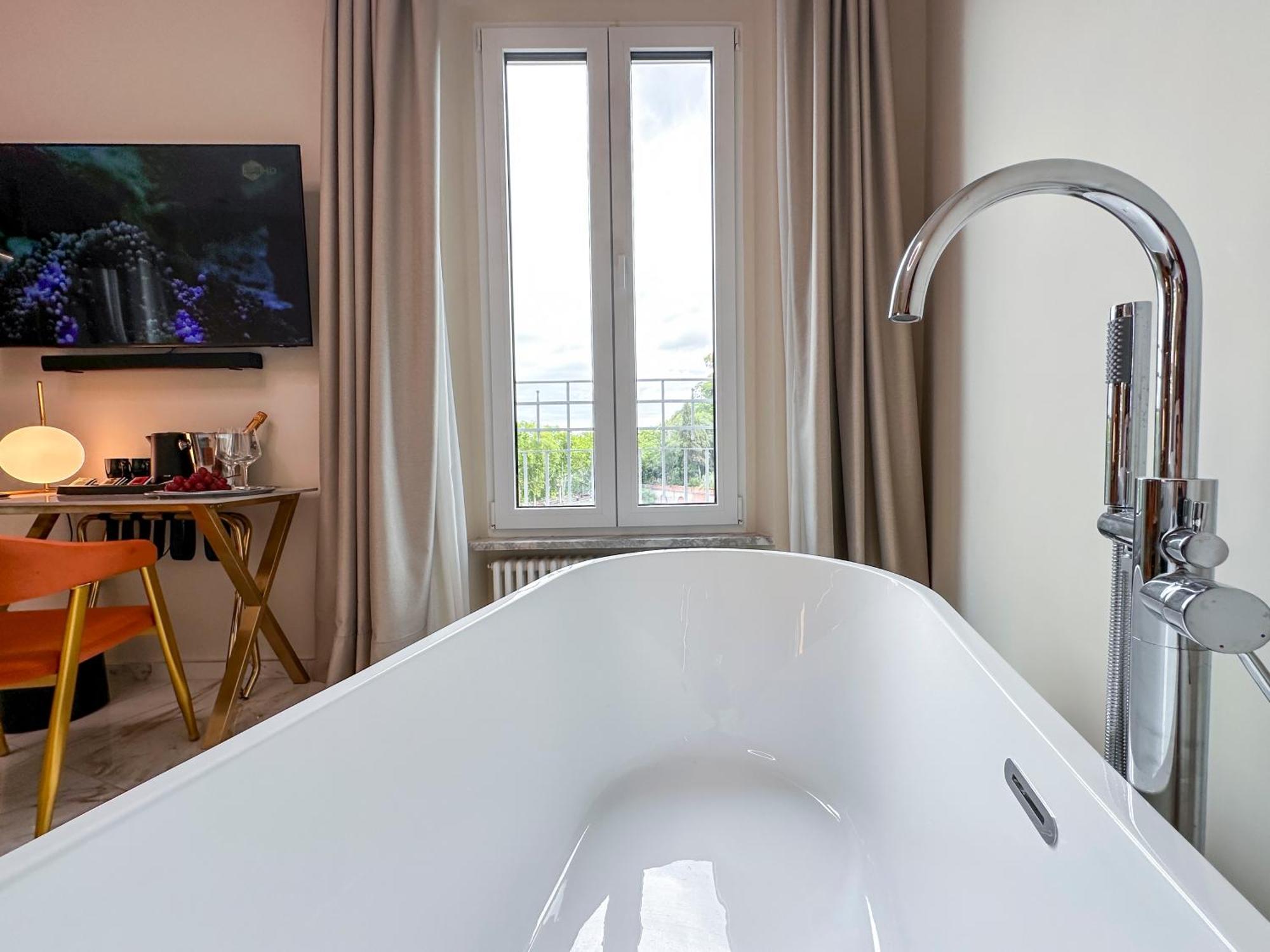 Executive Triple Room