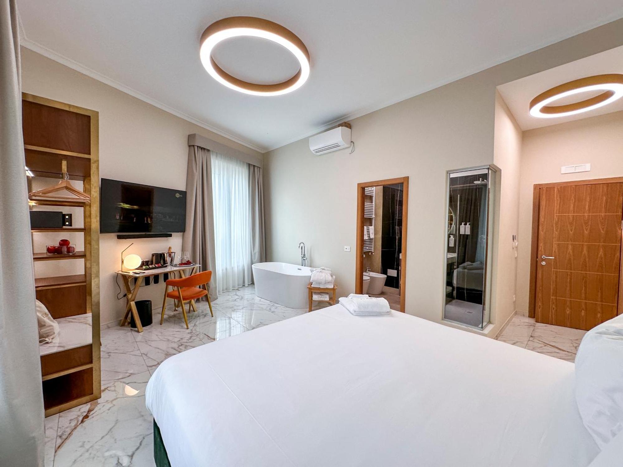 Executive Triple Room