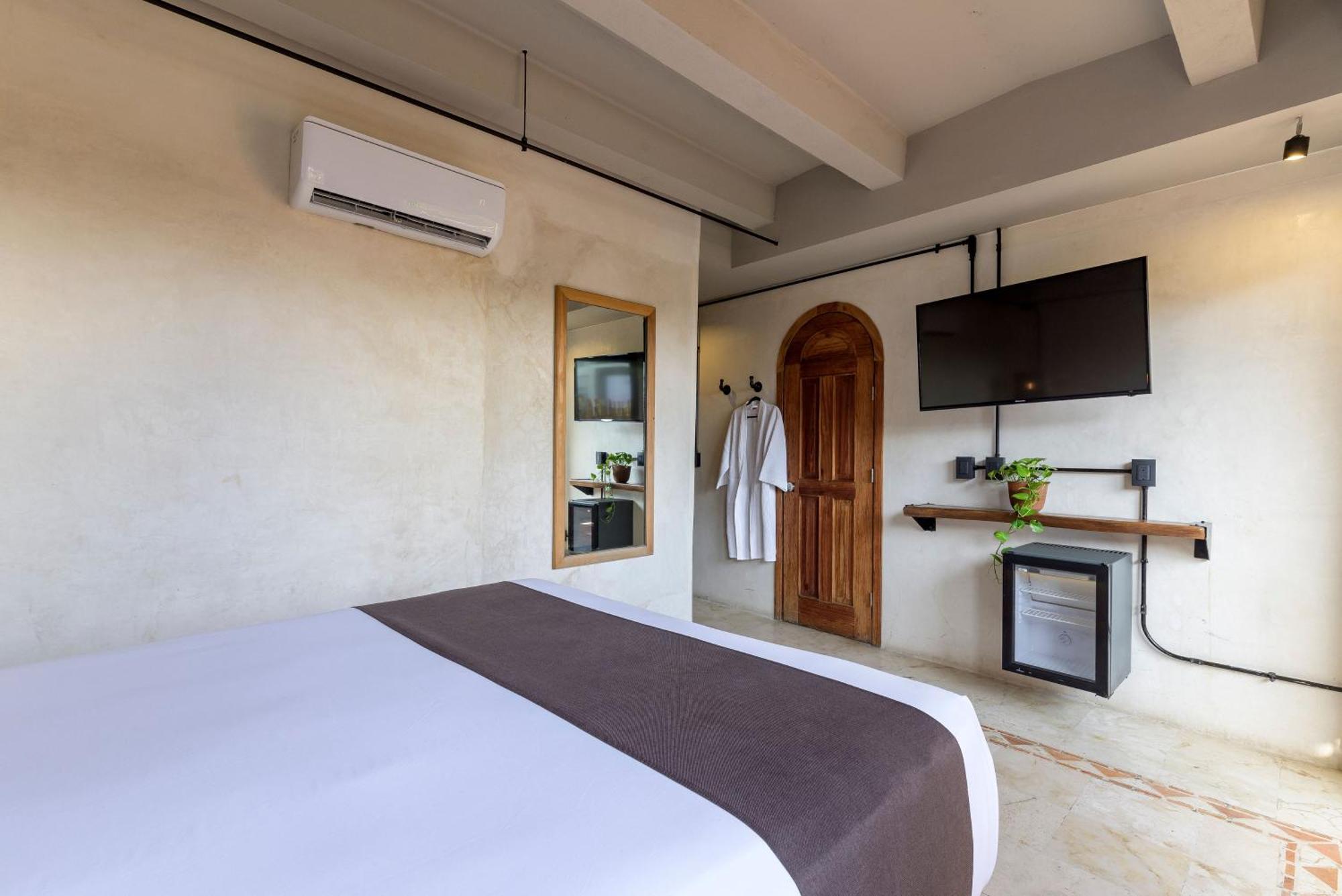 Junior Suite with Balcony