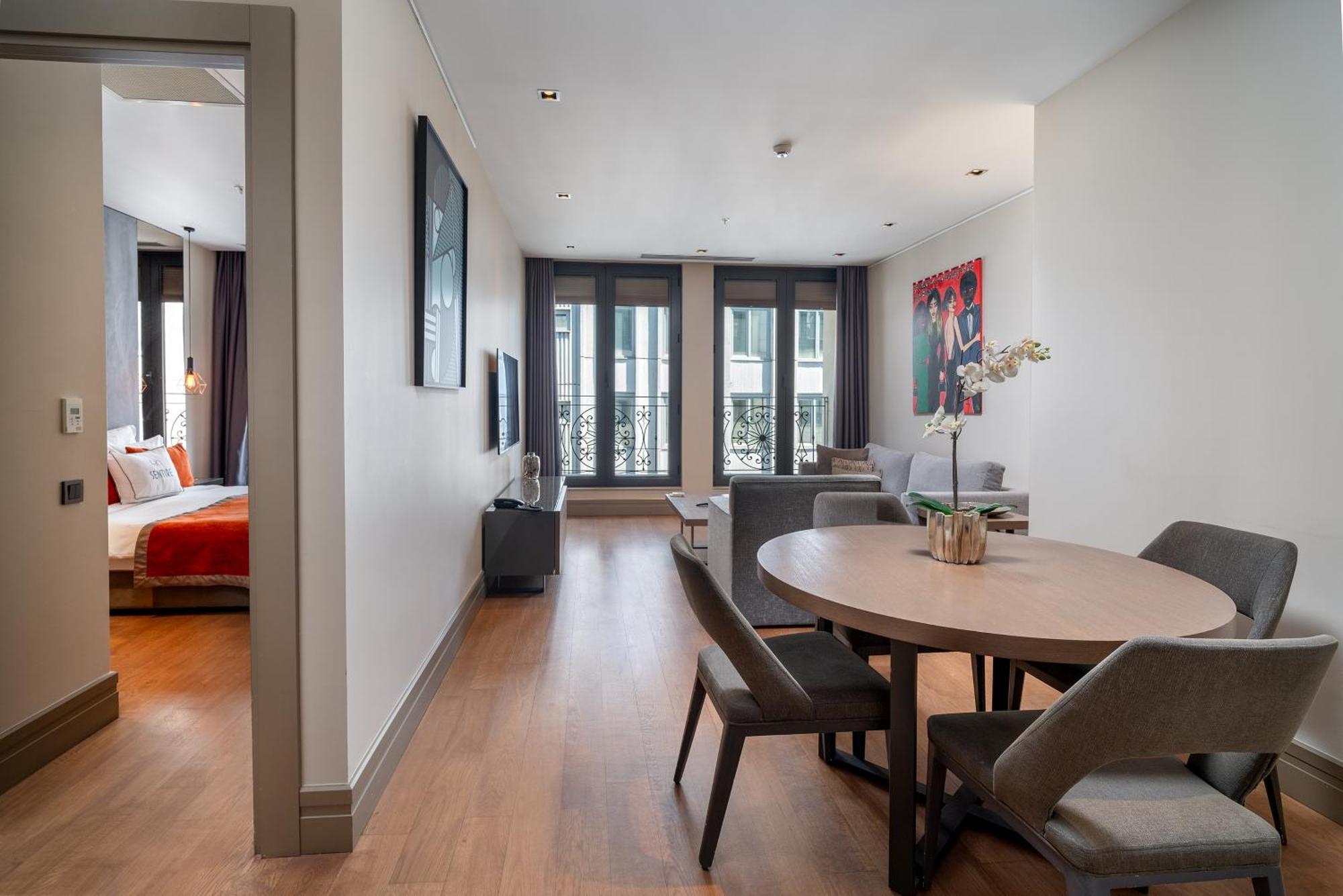 Connecting Family Room