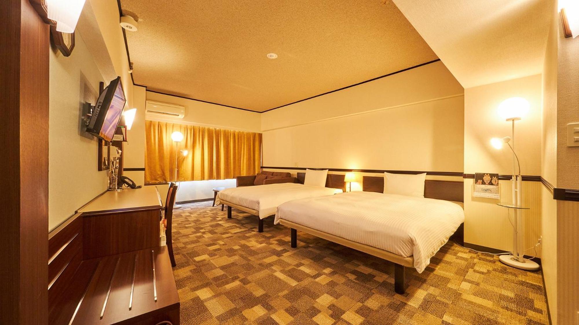Deluxe Twin Room Smoking