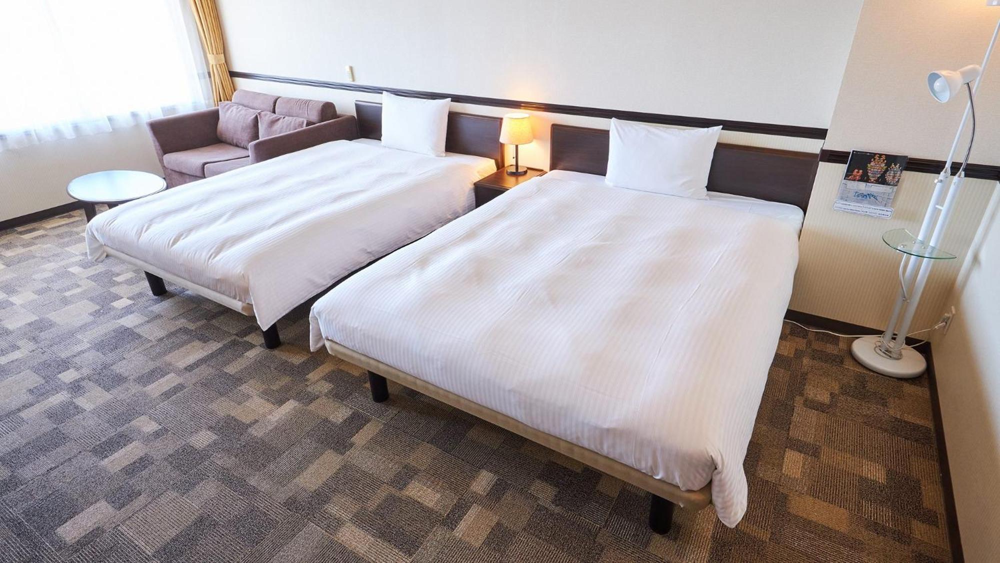 Deluxe Twin Room Smoking