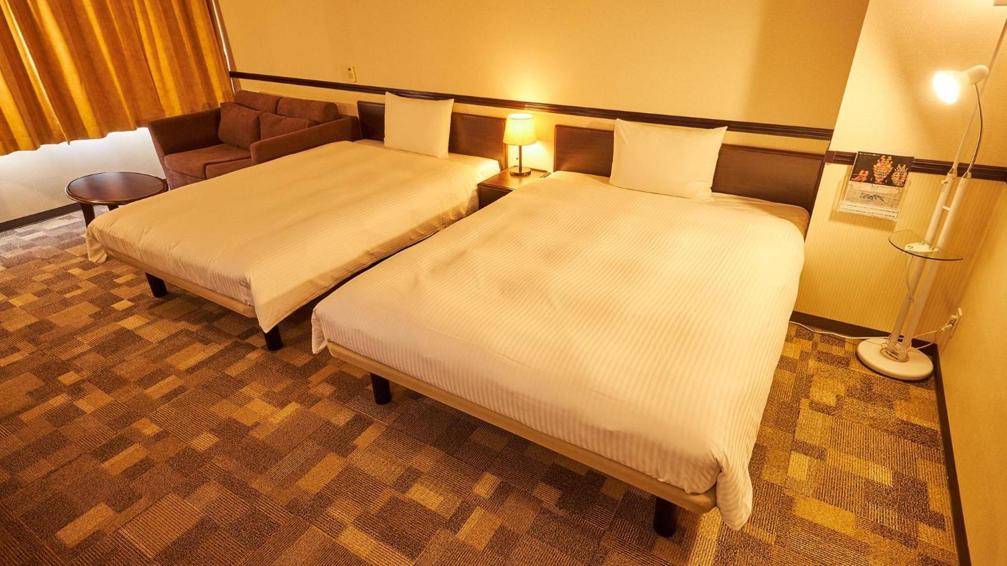 Deluxe Twin Room Smoking