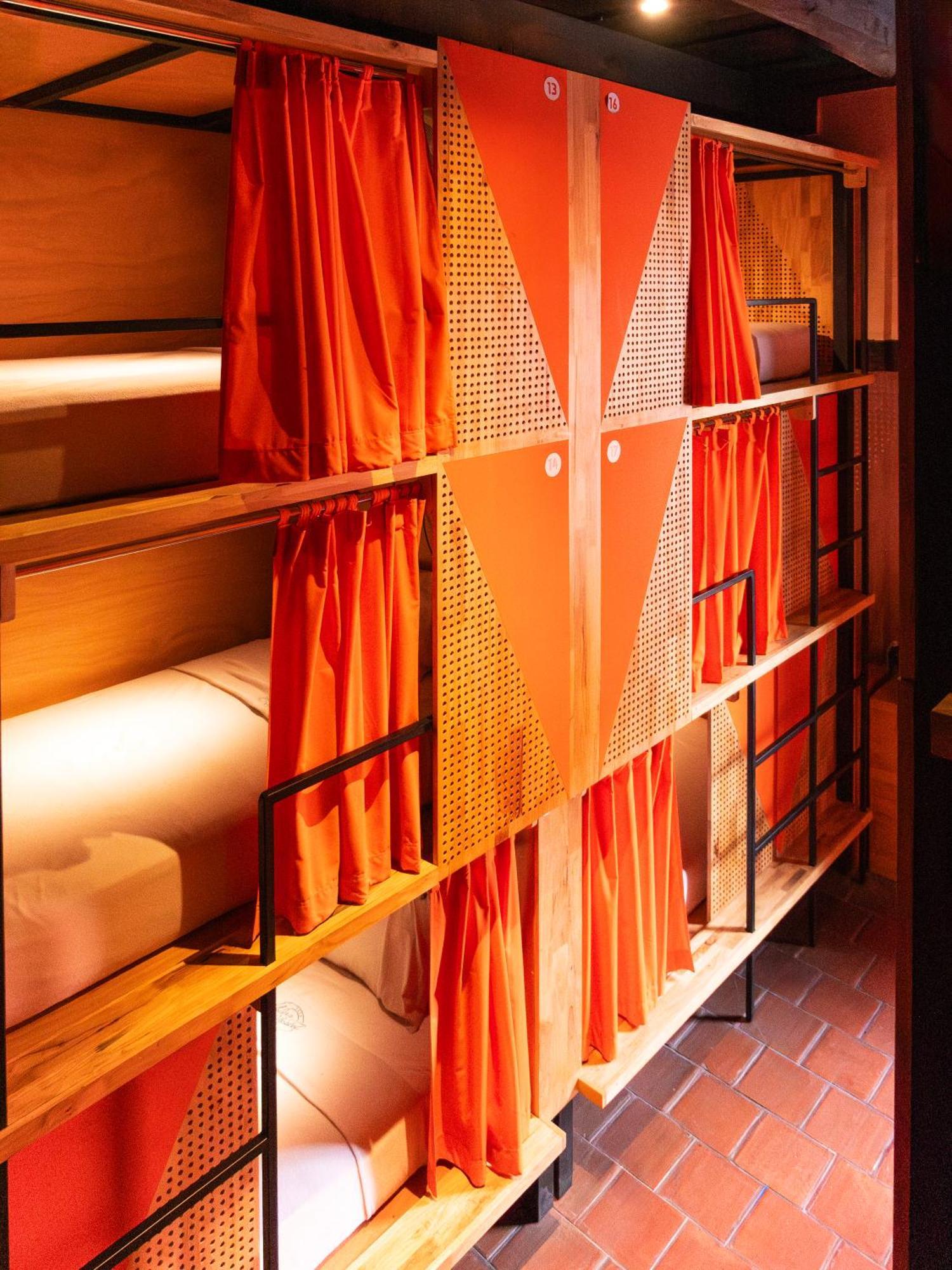 Fuego 24-Beds Shared Dorm