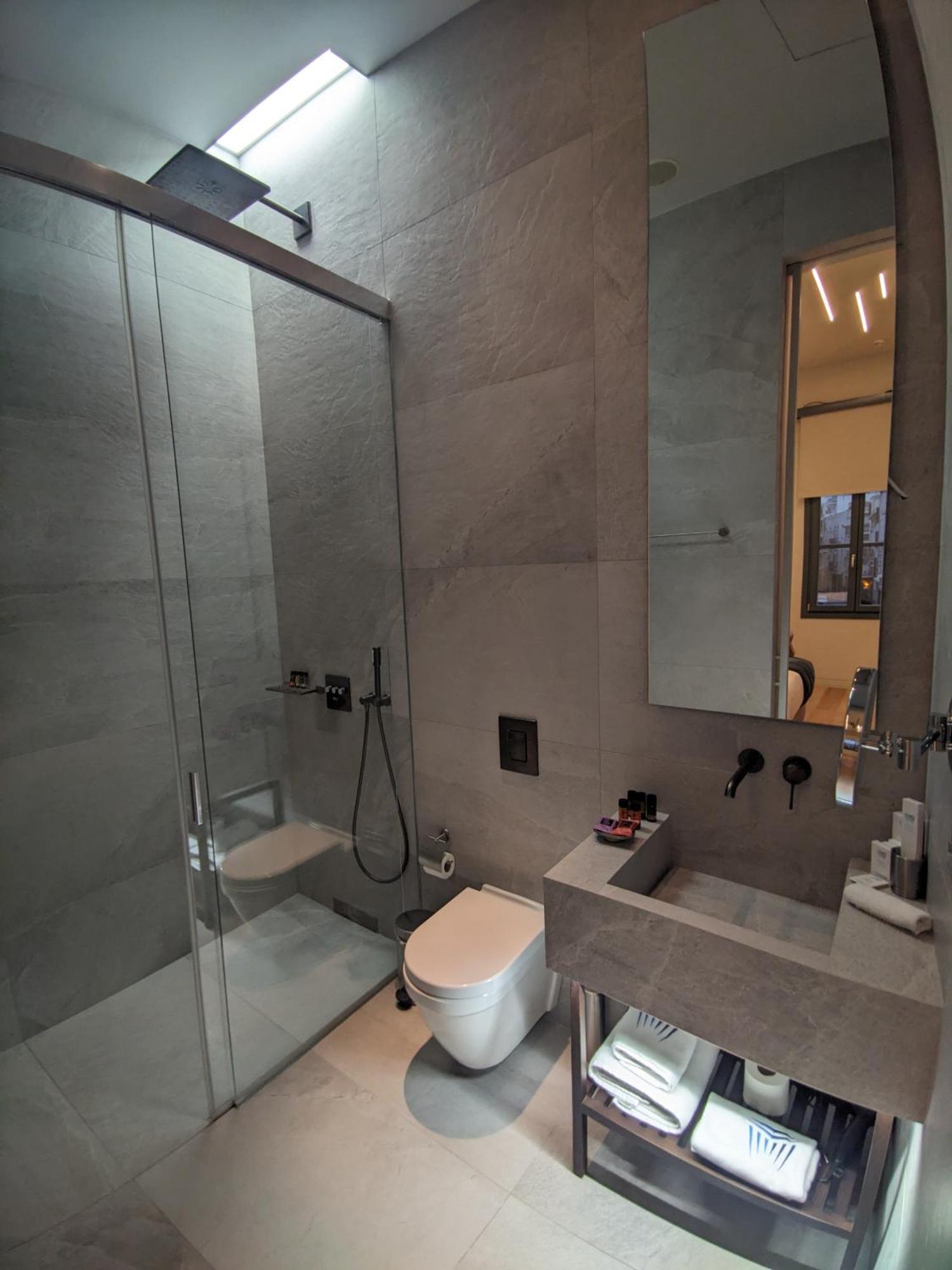 Solo Single Room