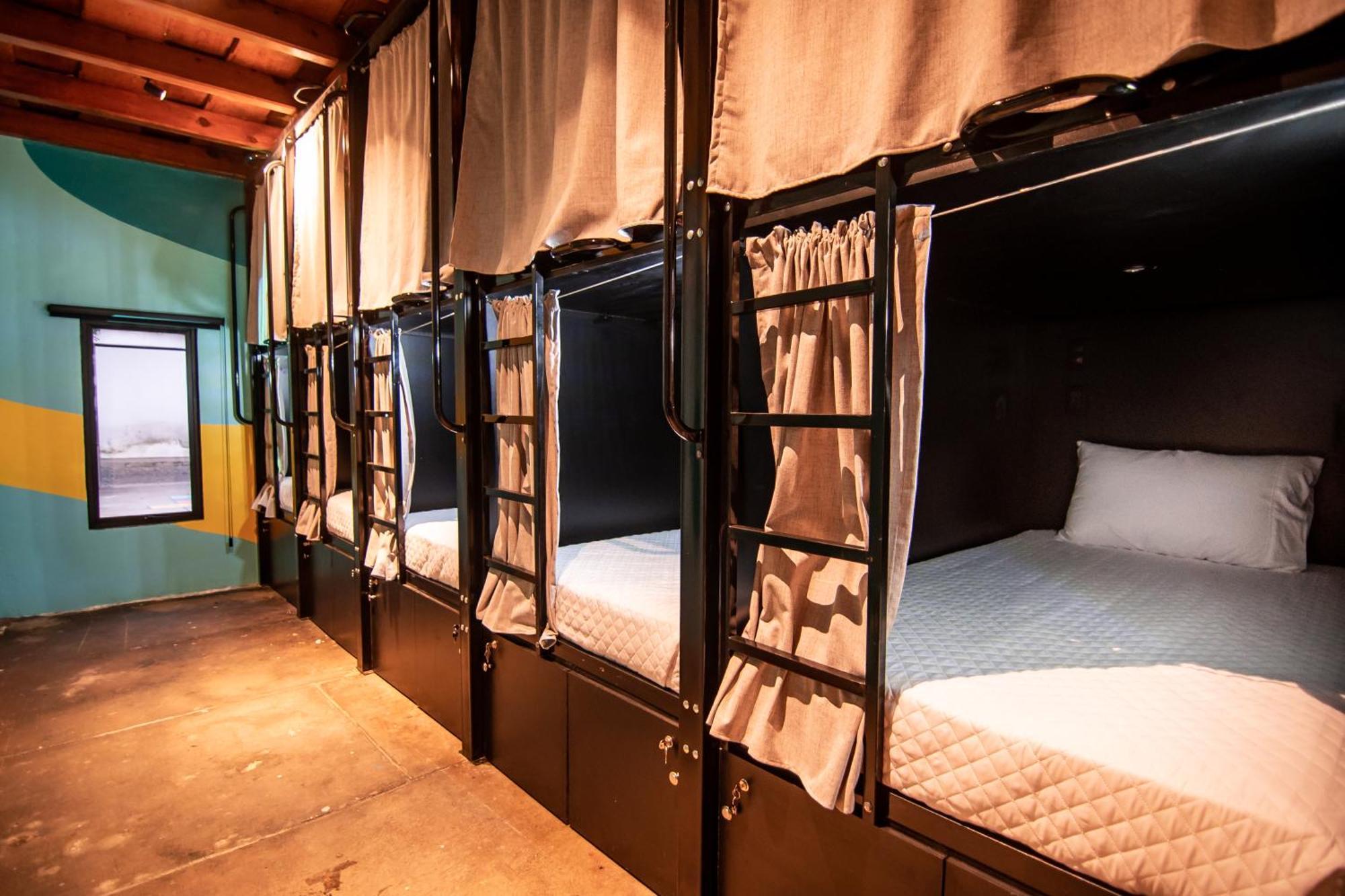 Bed 8-Bed Mixed Dormitory Room