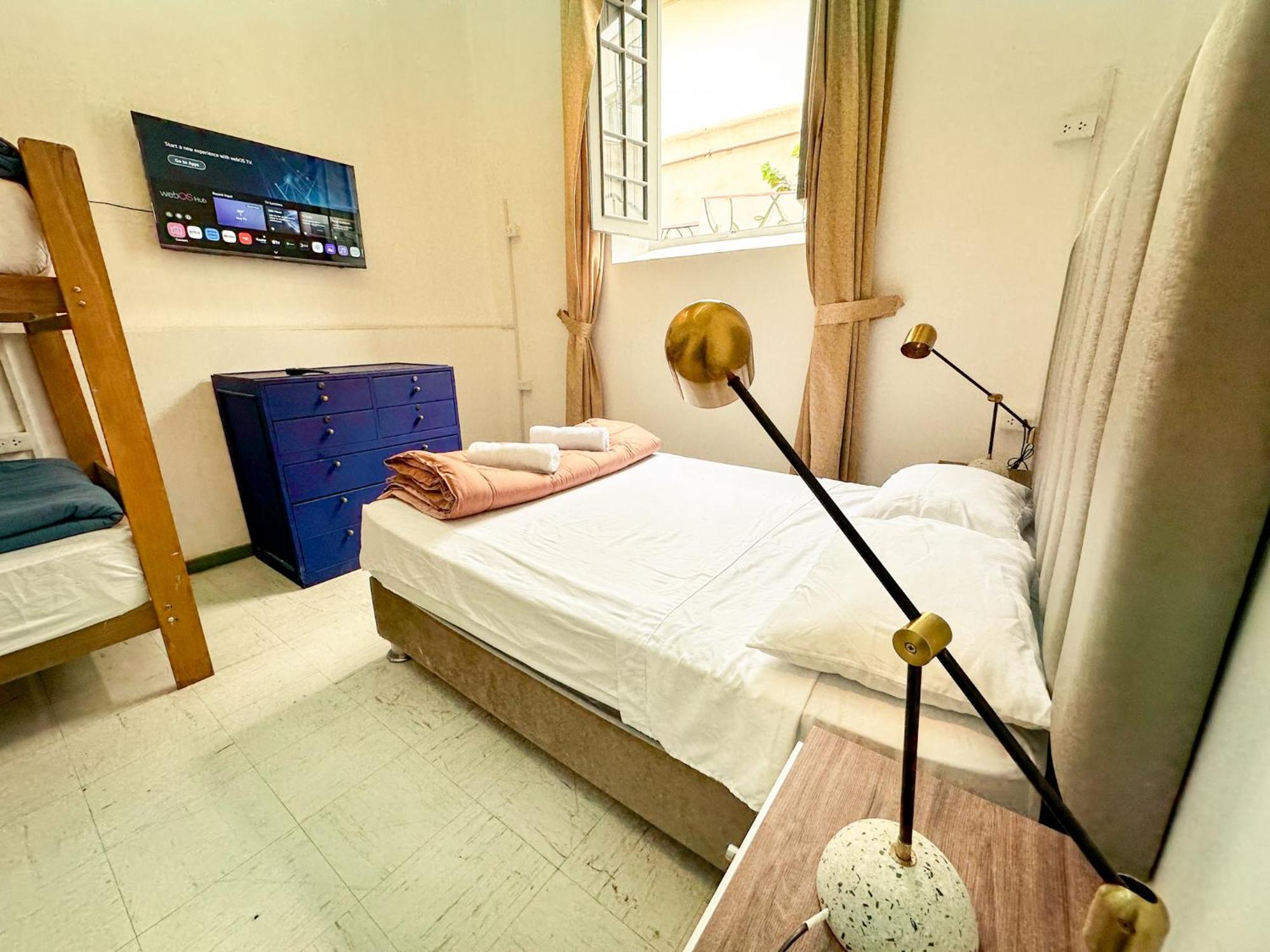 Comfort Triple Room