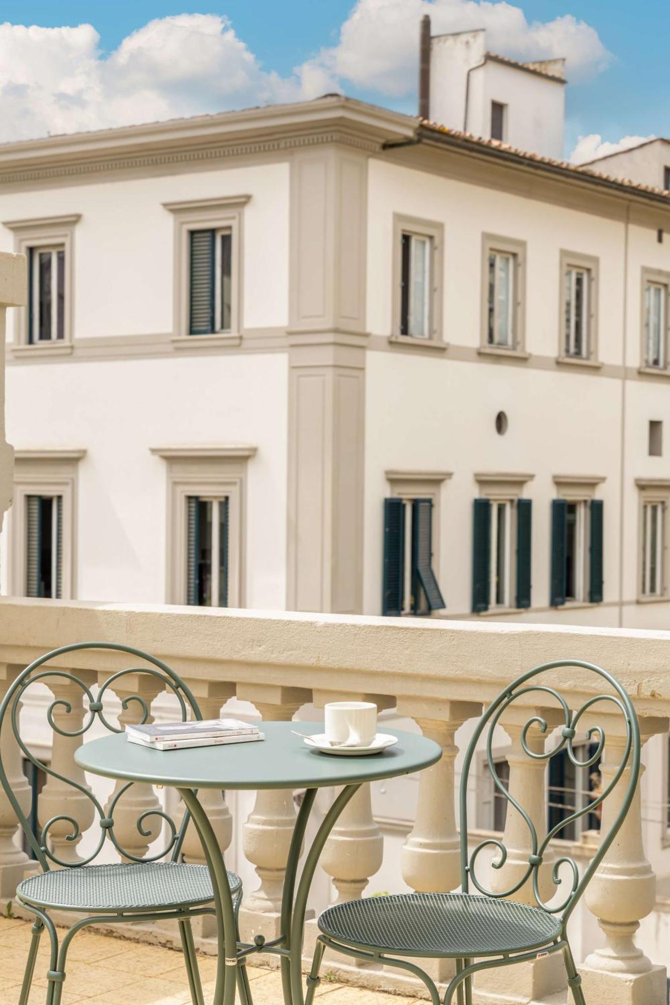 Deluxe King Room Terrace