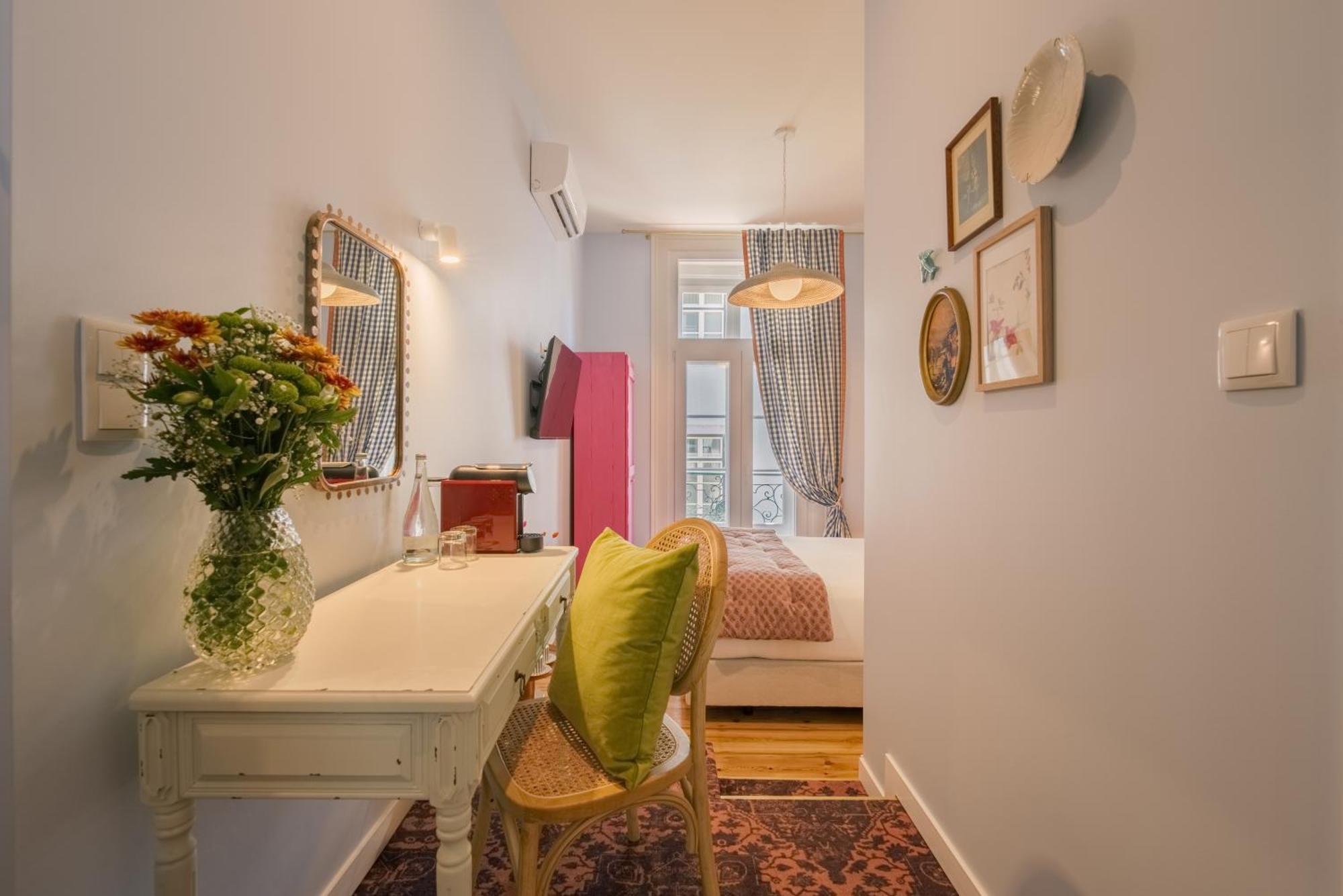 Junior Suite with Balcony