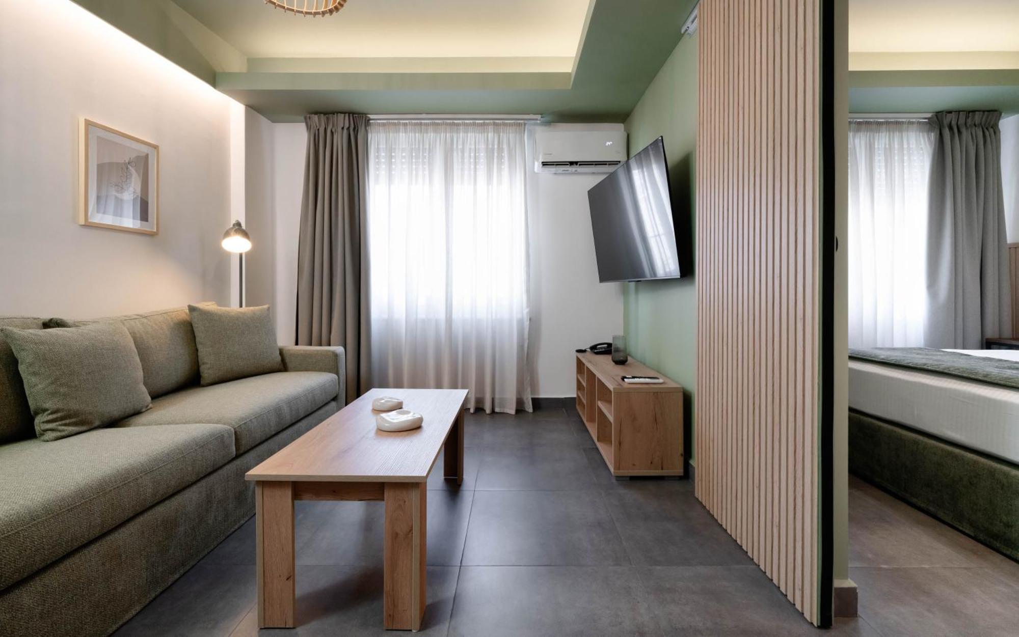 Queen Suite