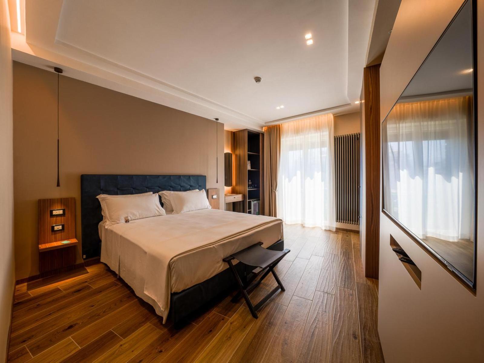 Superior Double or Twin Room City View