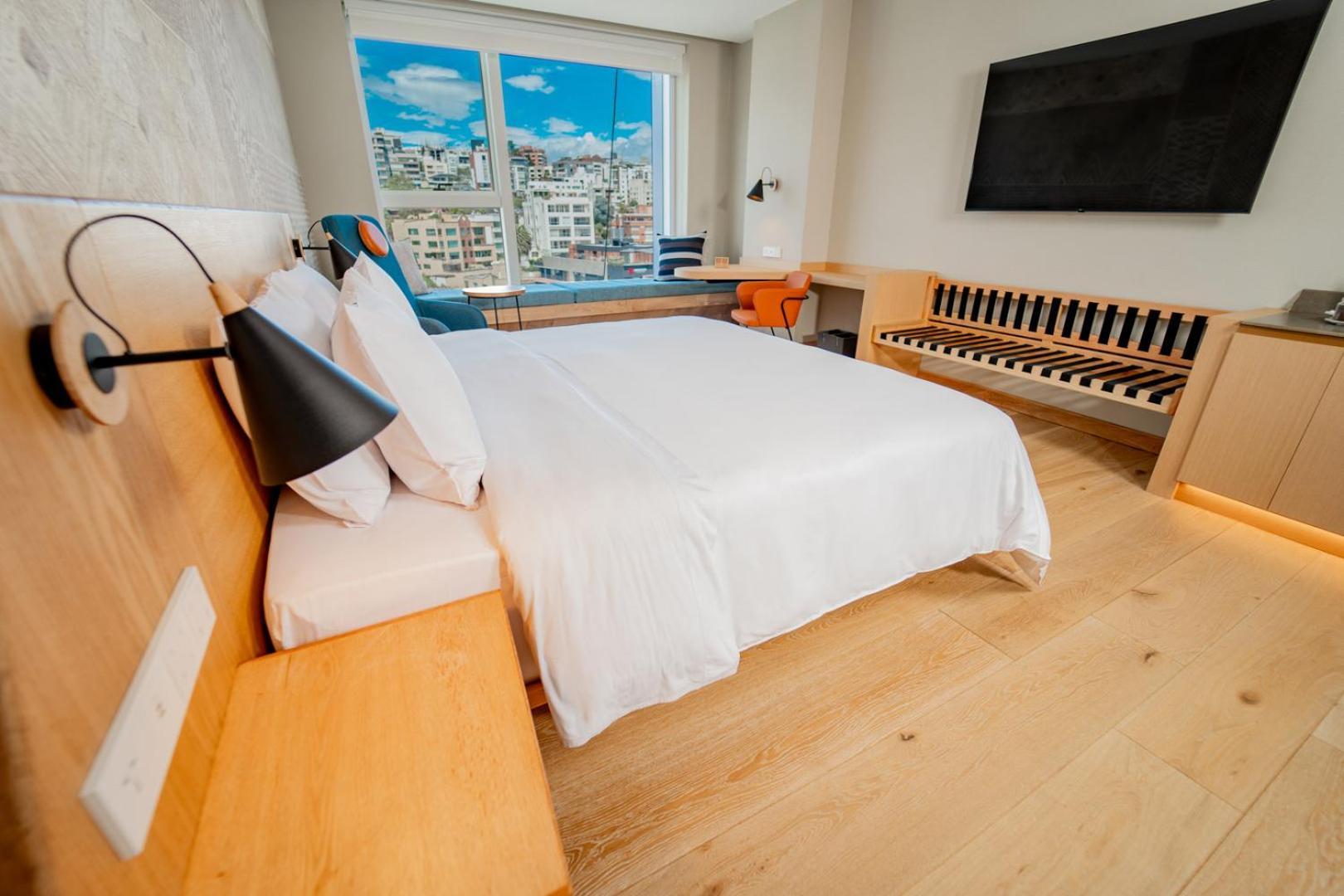 Superior King Room