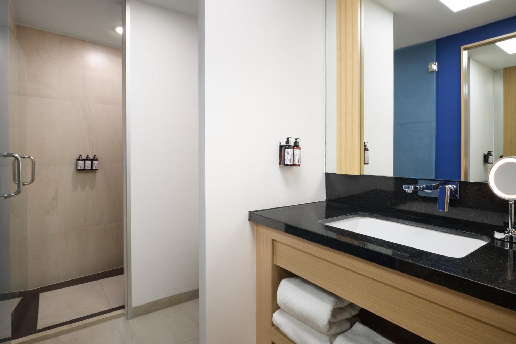 Premium King Room High Floor