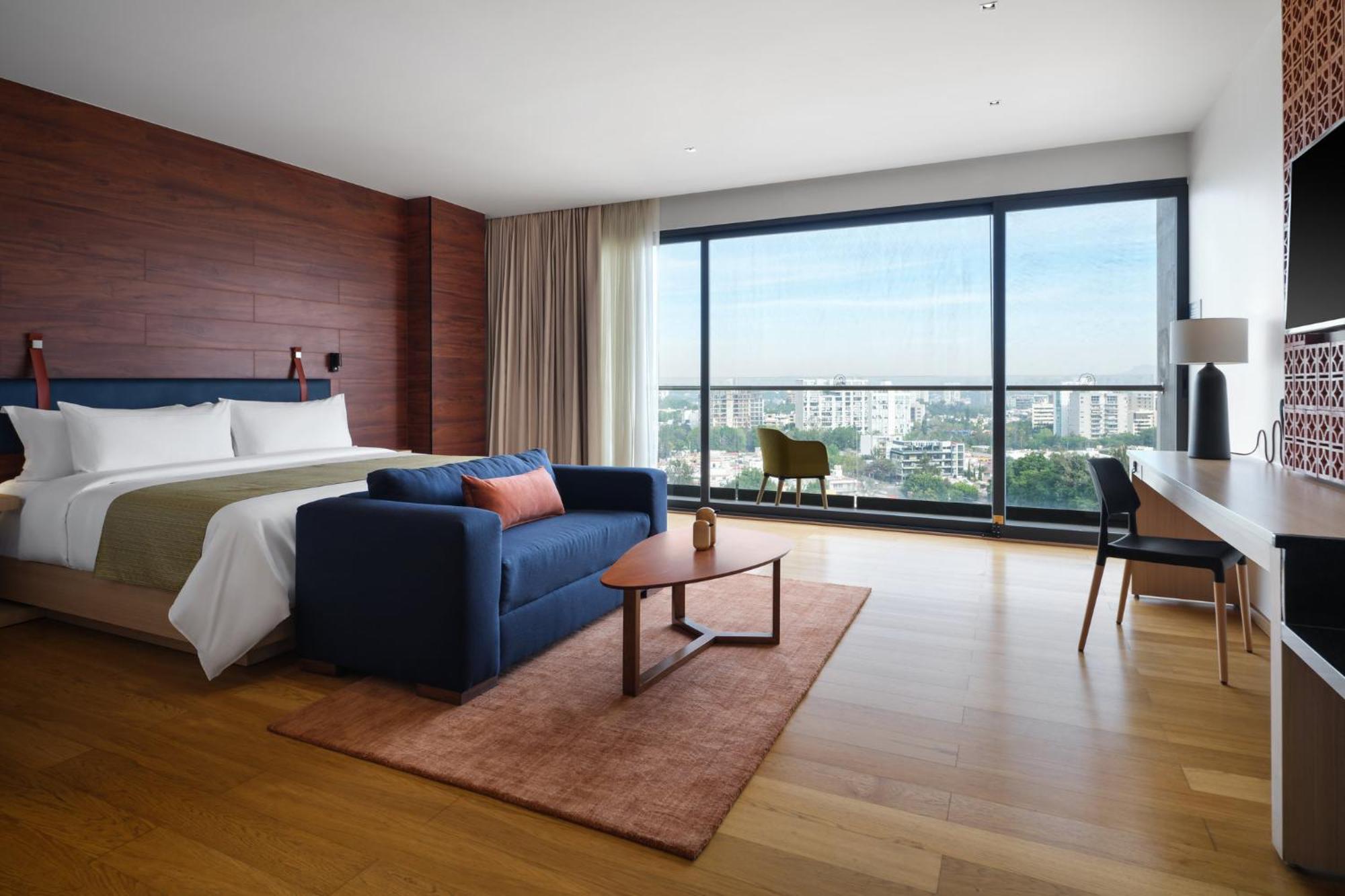 Premium King Room High Floor