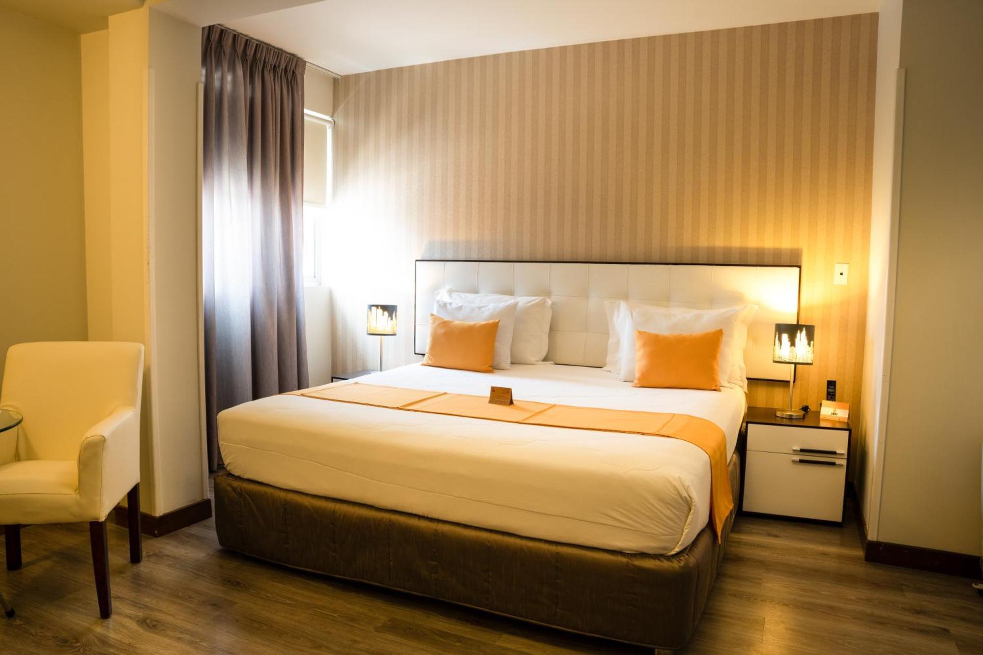 Deluxe Queen Room