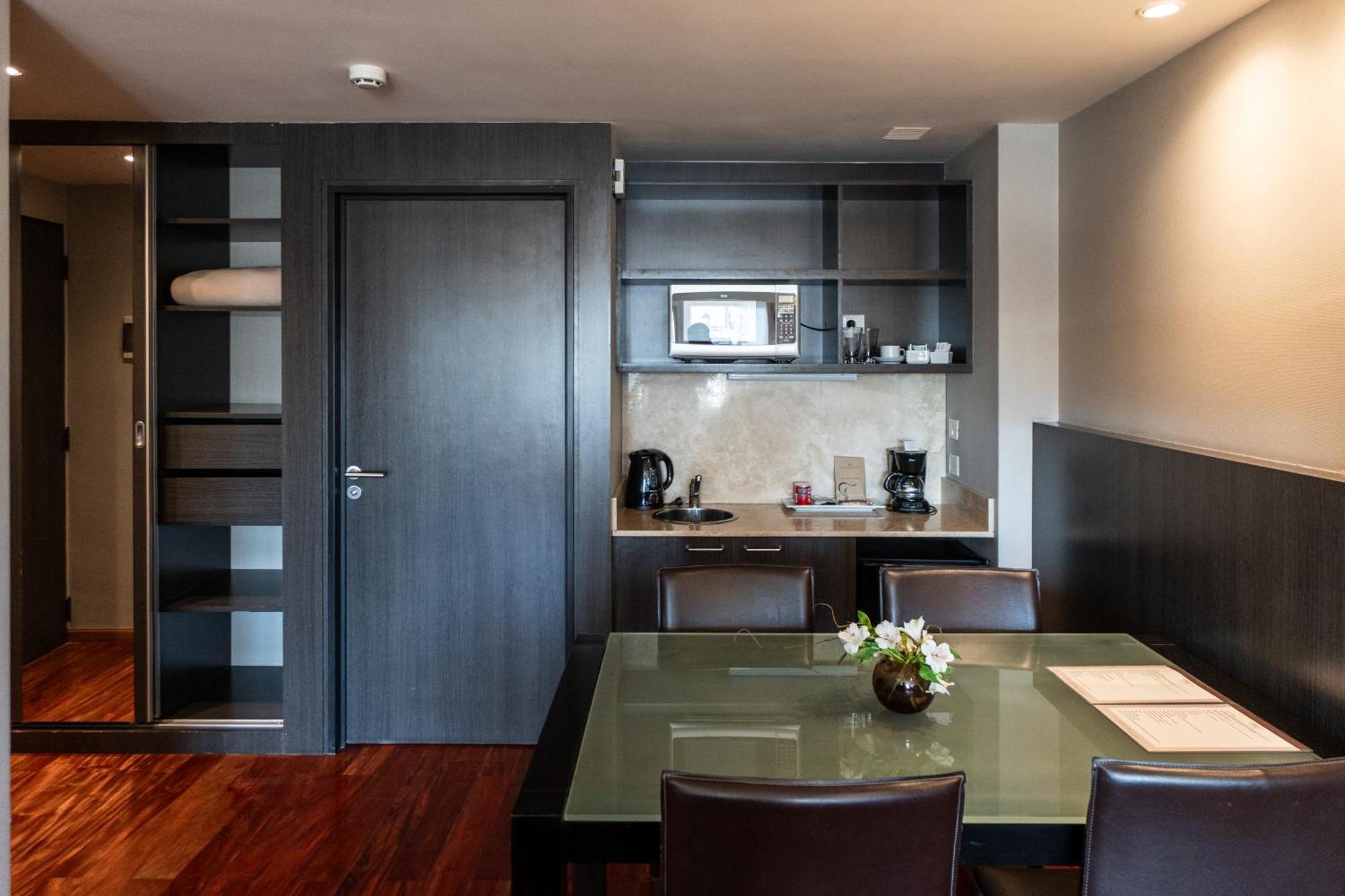 Double Suite View