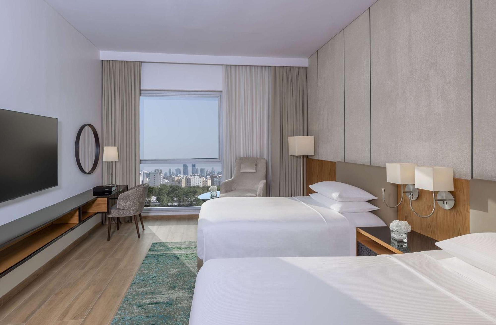 Twin Room - Club Access