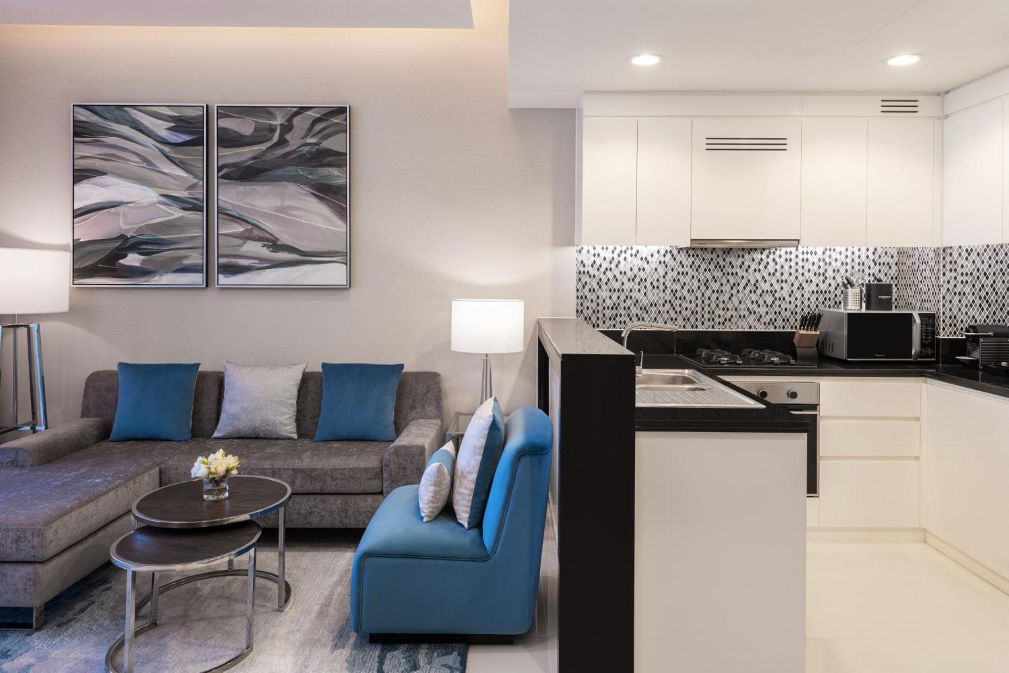 One Bedroom Panorama View kitchenette