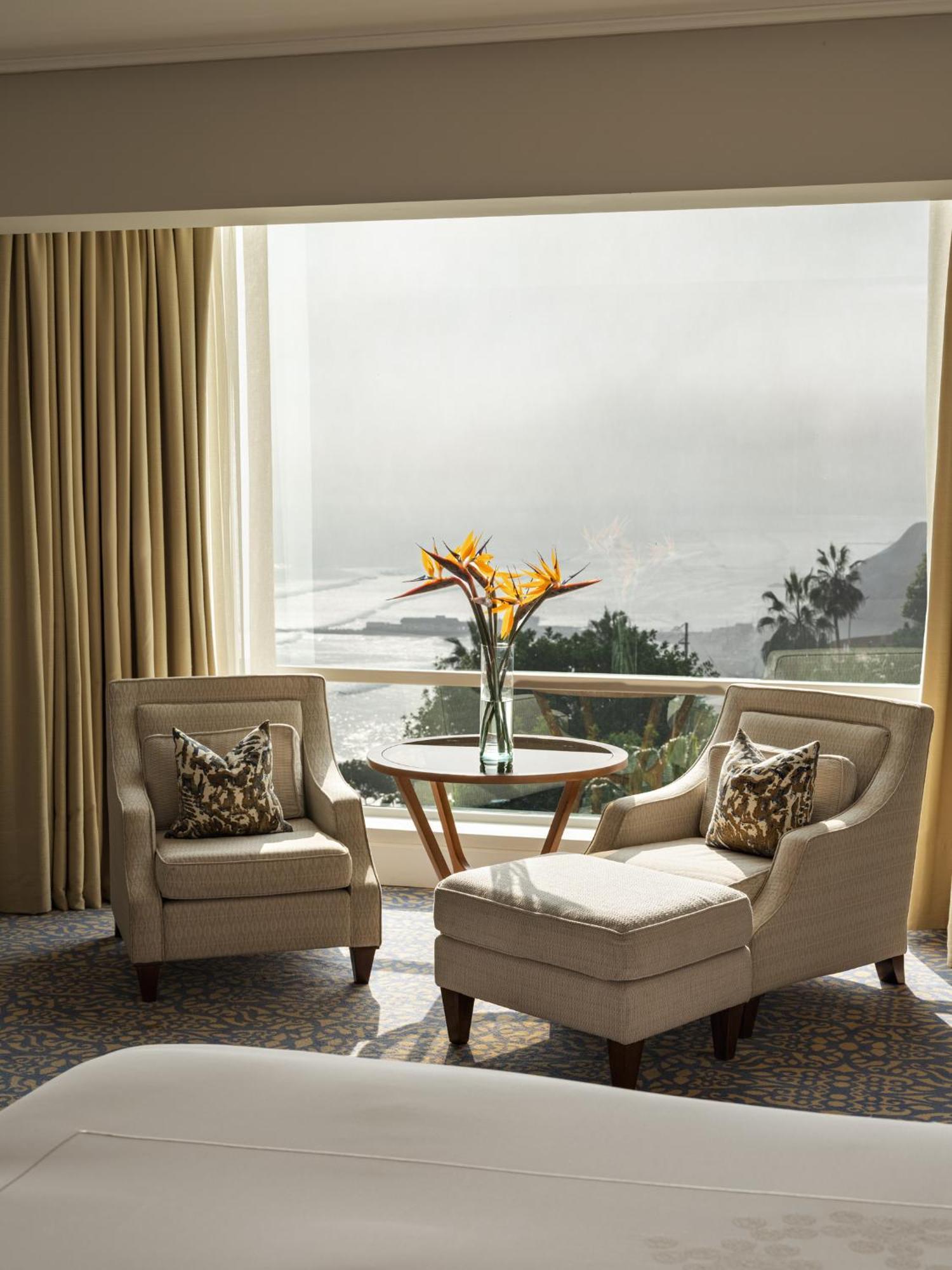 Deluxe Junior Suite Club Ocean View