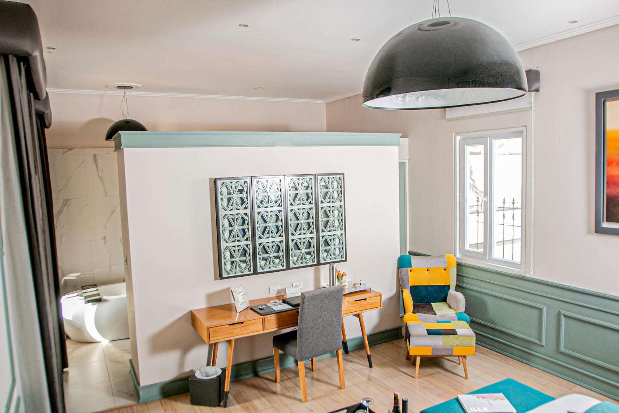 Deluxe Double or Twin Room