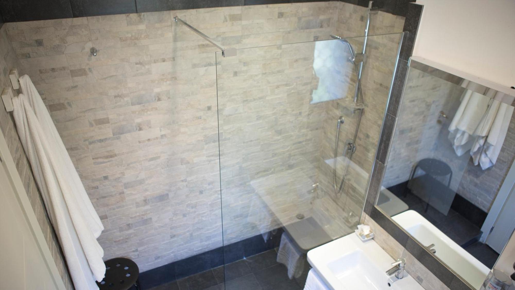 Deluxe Double or Twin Room Balcony