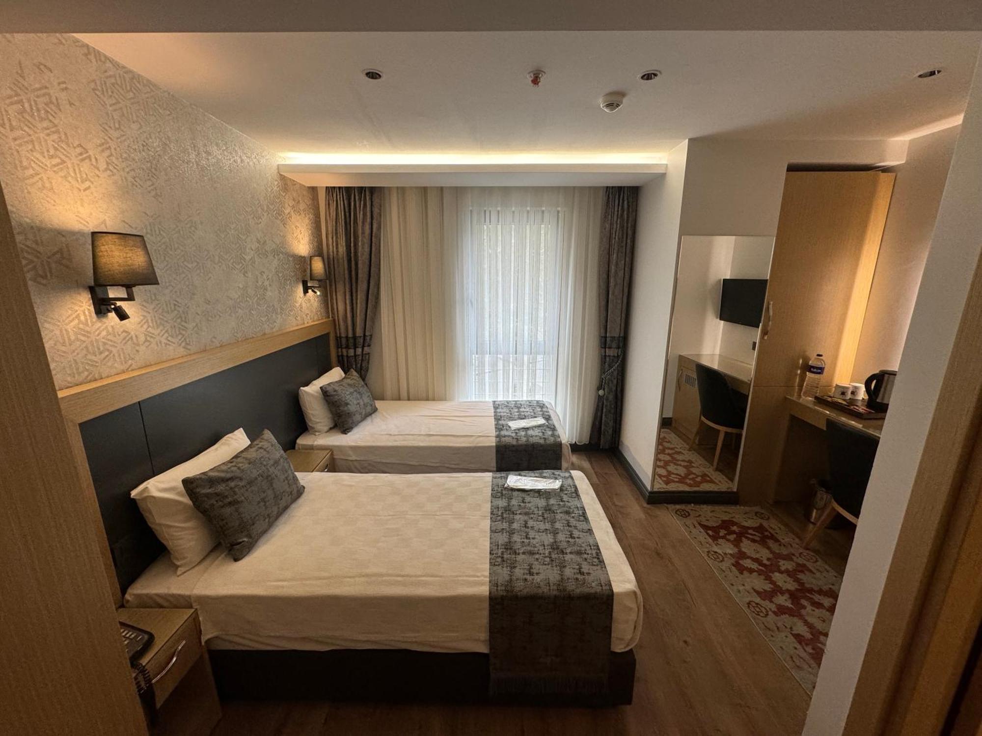 Standard Double or Twin Room,1616449512:JPEG