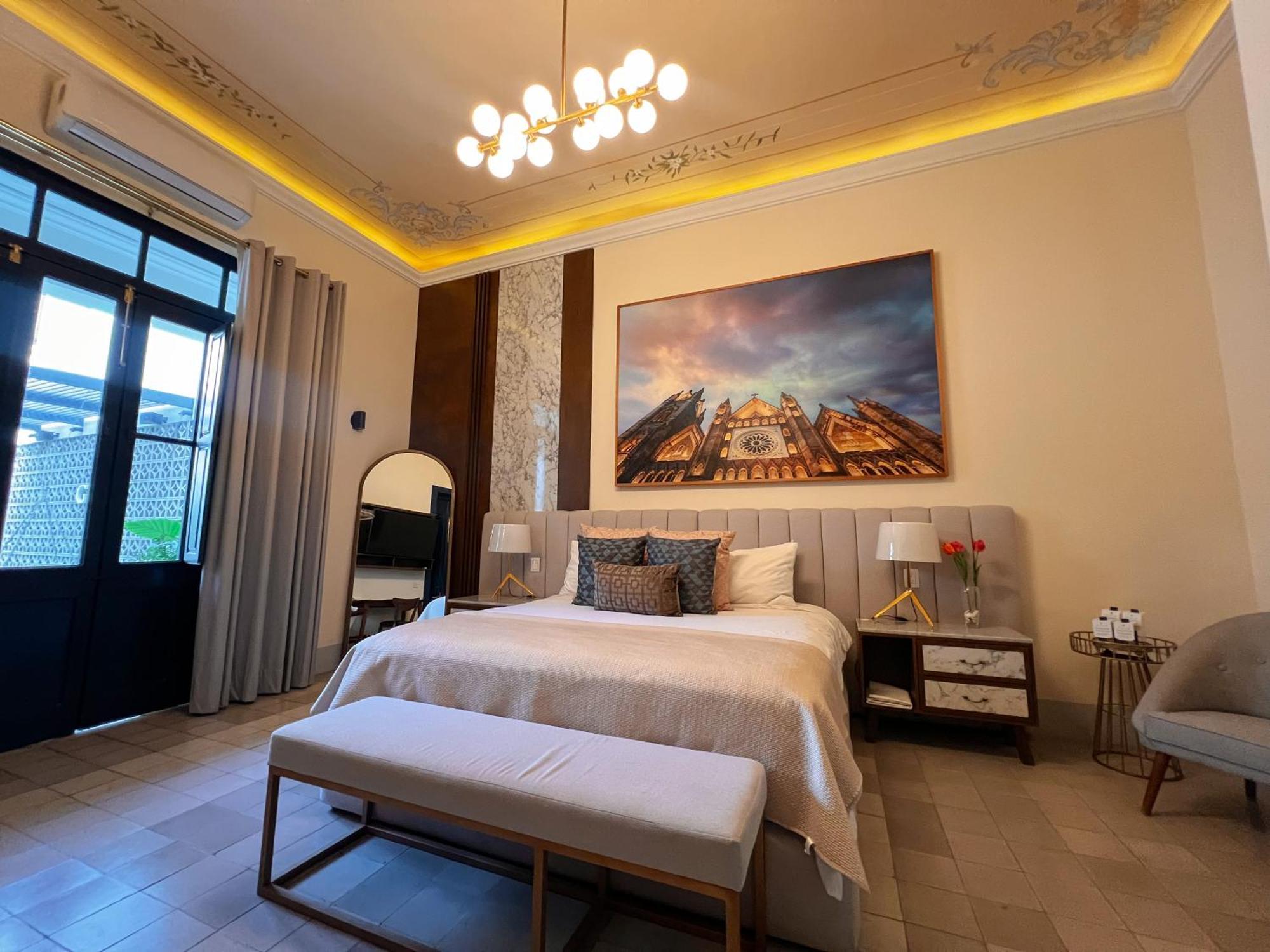 Deluxe Junior Suite