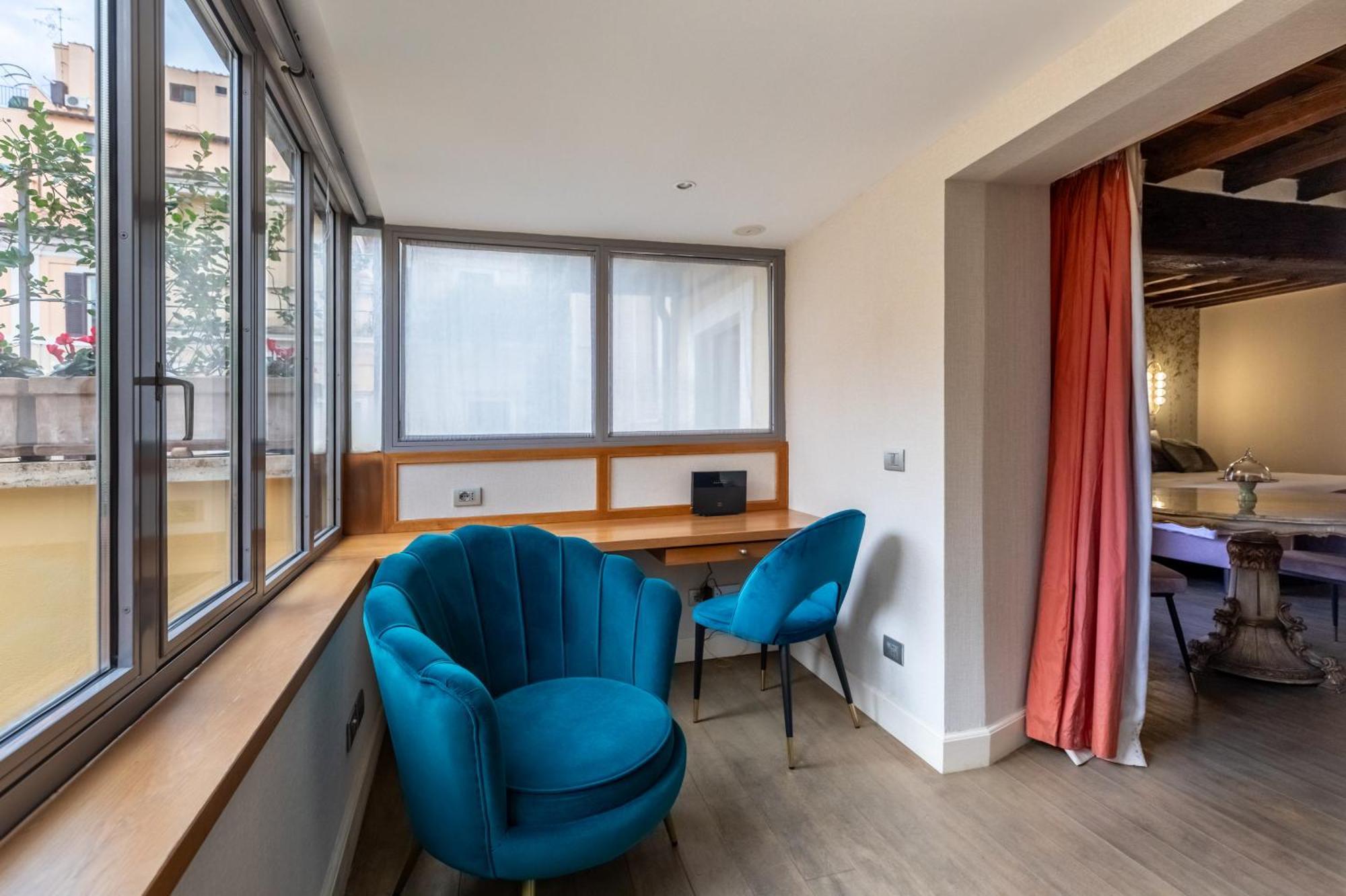 Deluxe Suite