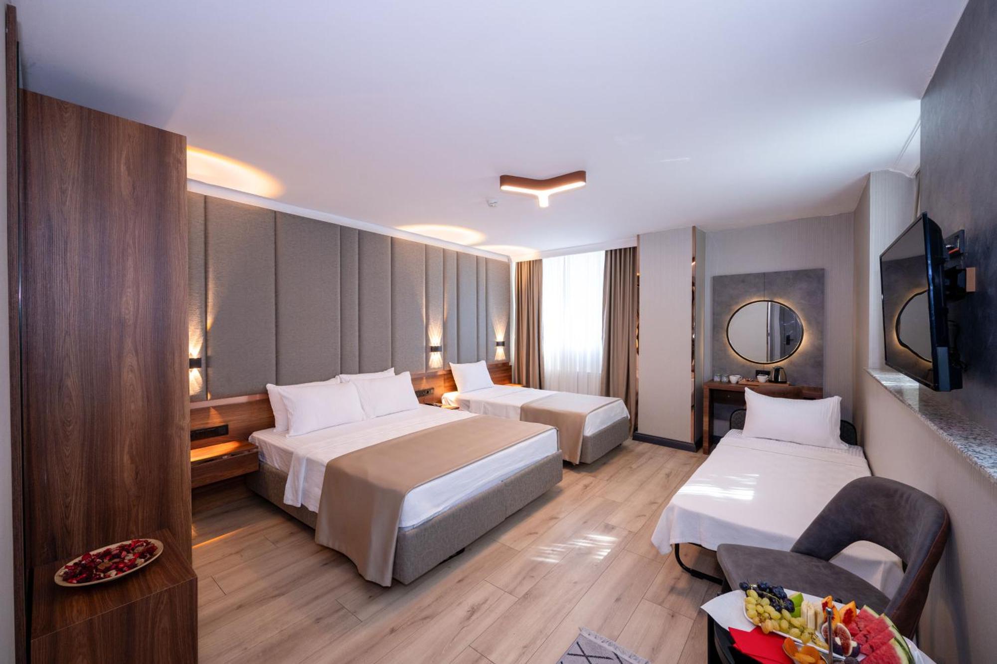 Standard Quadruple Room
