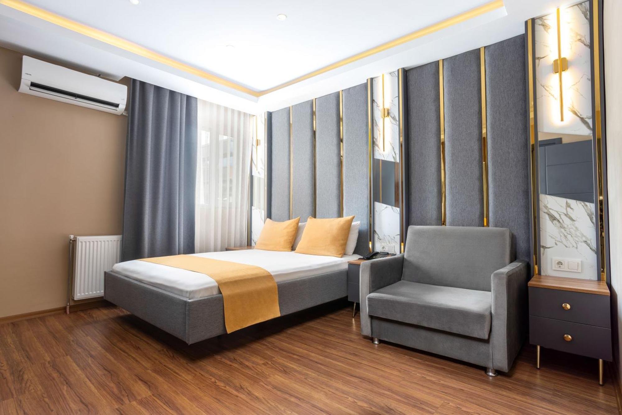 Large Double Room