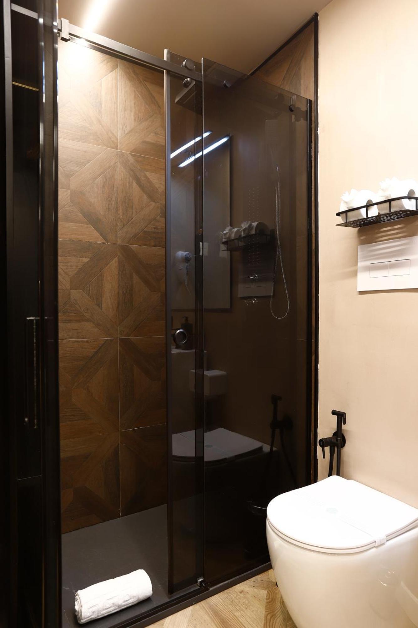 King Room Spa Bath