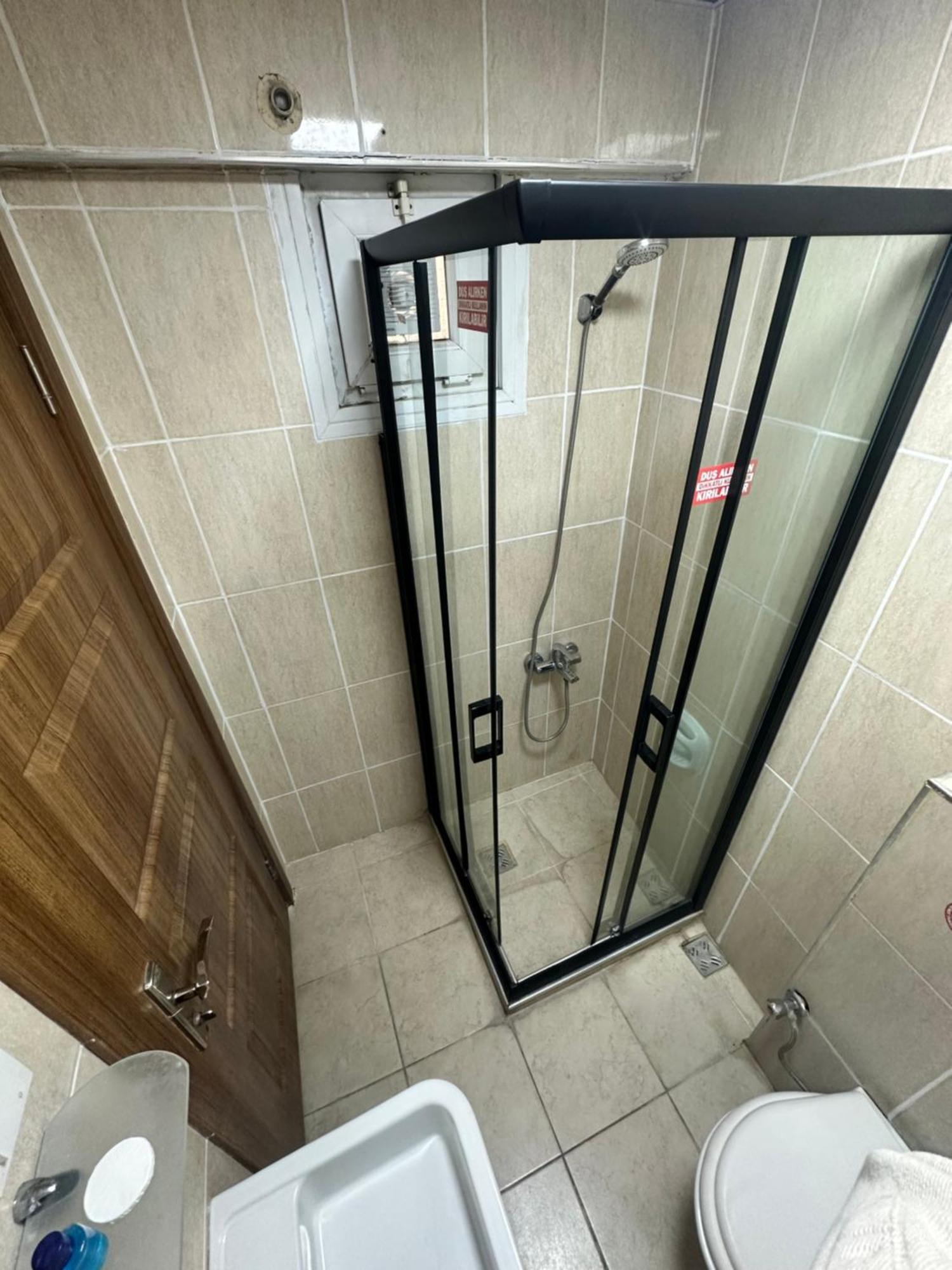 Single Room Private Bathroom