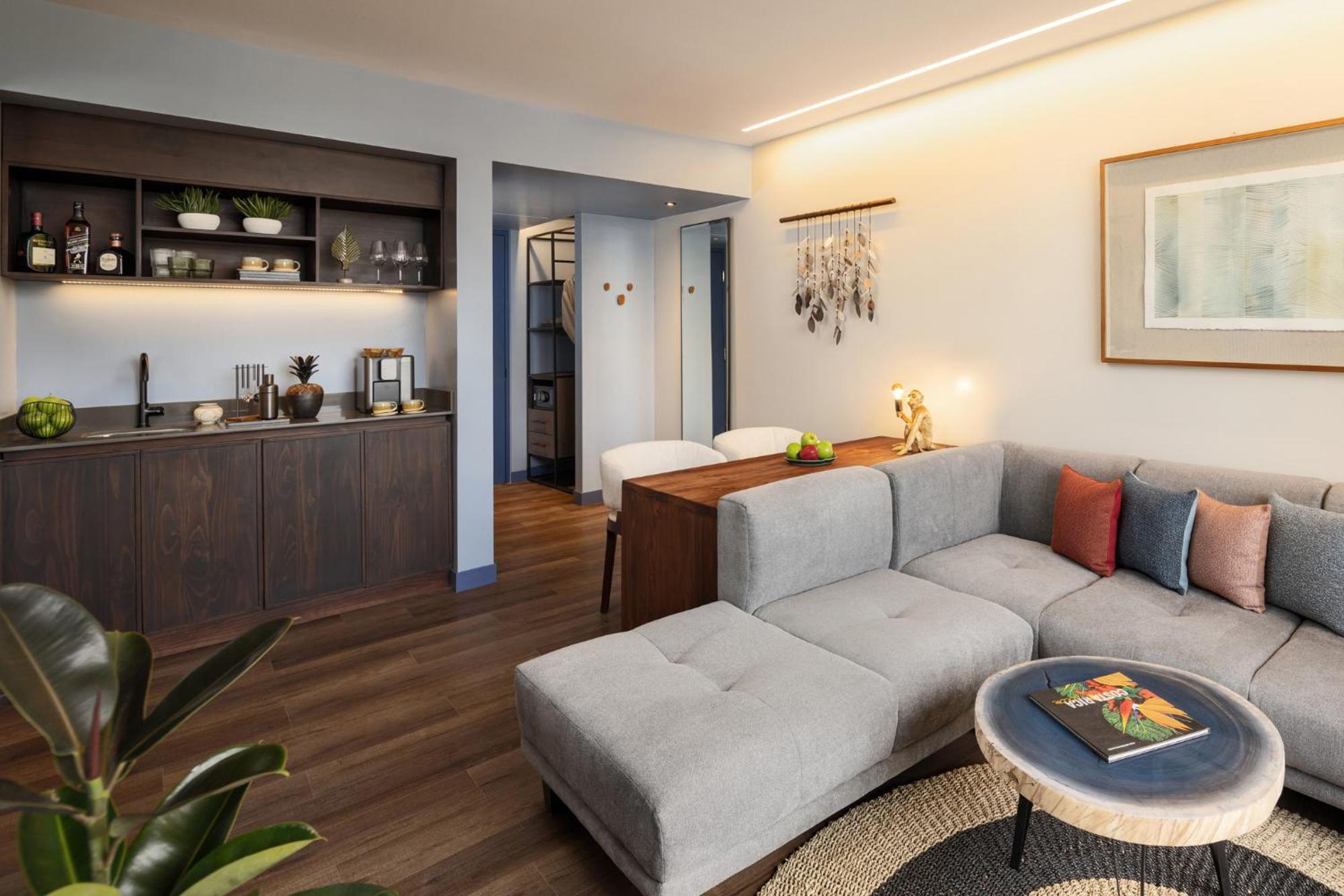 King Suite High Floor