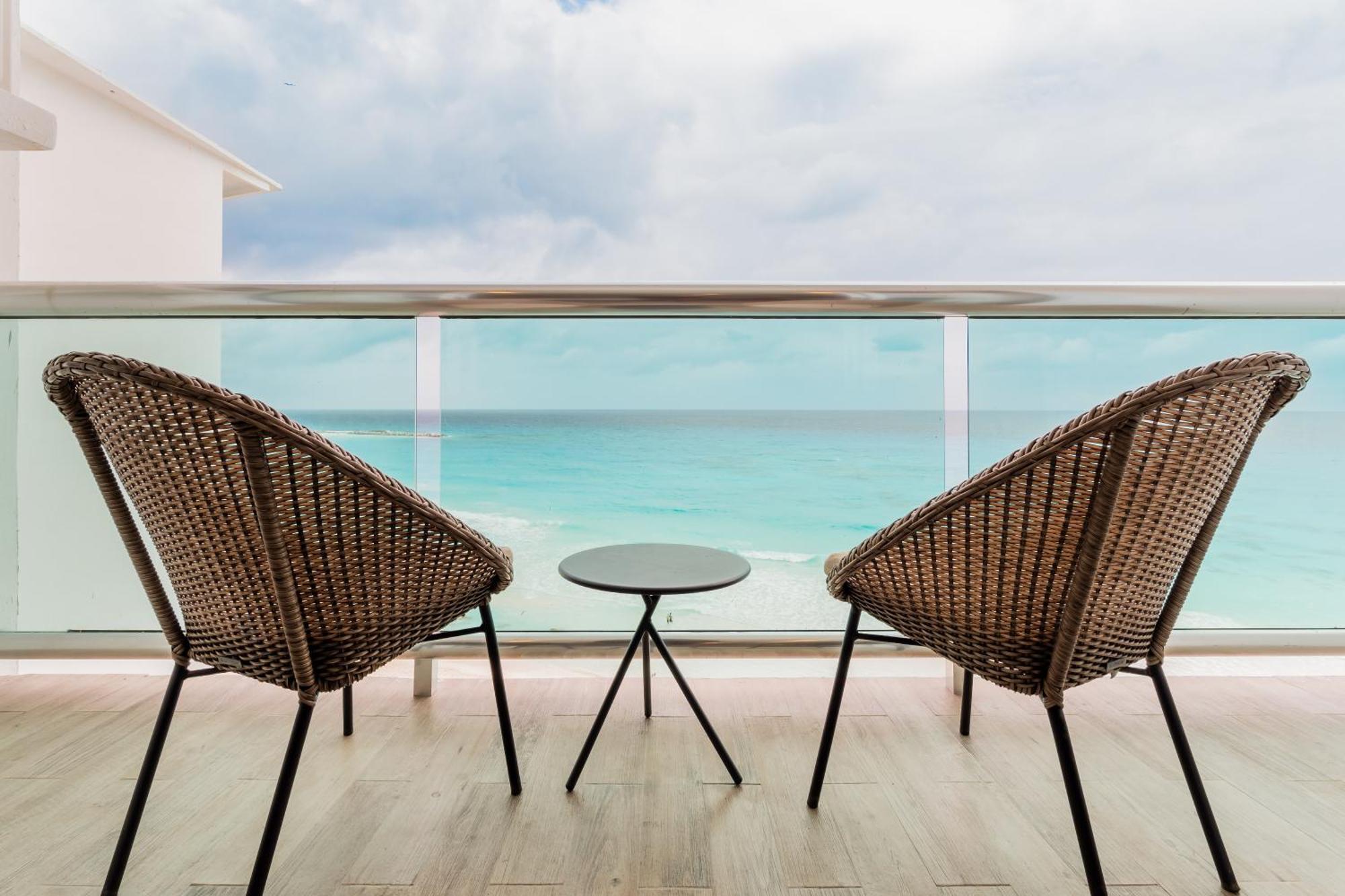 Studio Apartment Sea View