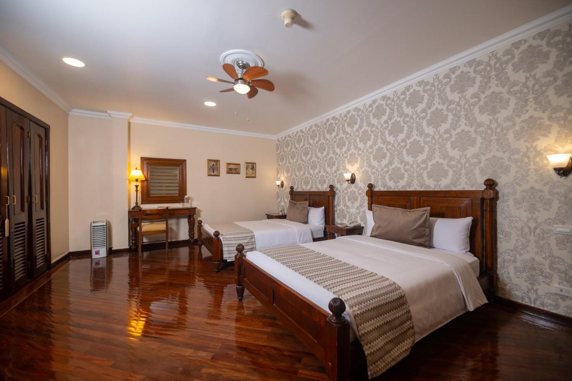 Twin Room