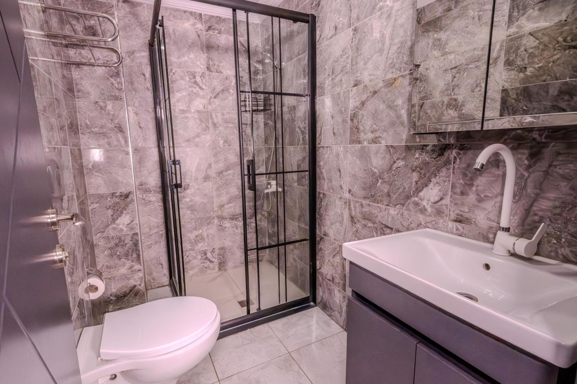 Standard Single Room,1630932259:JPEG