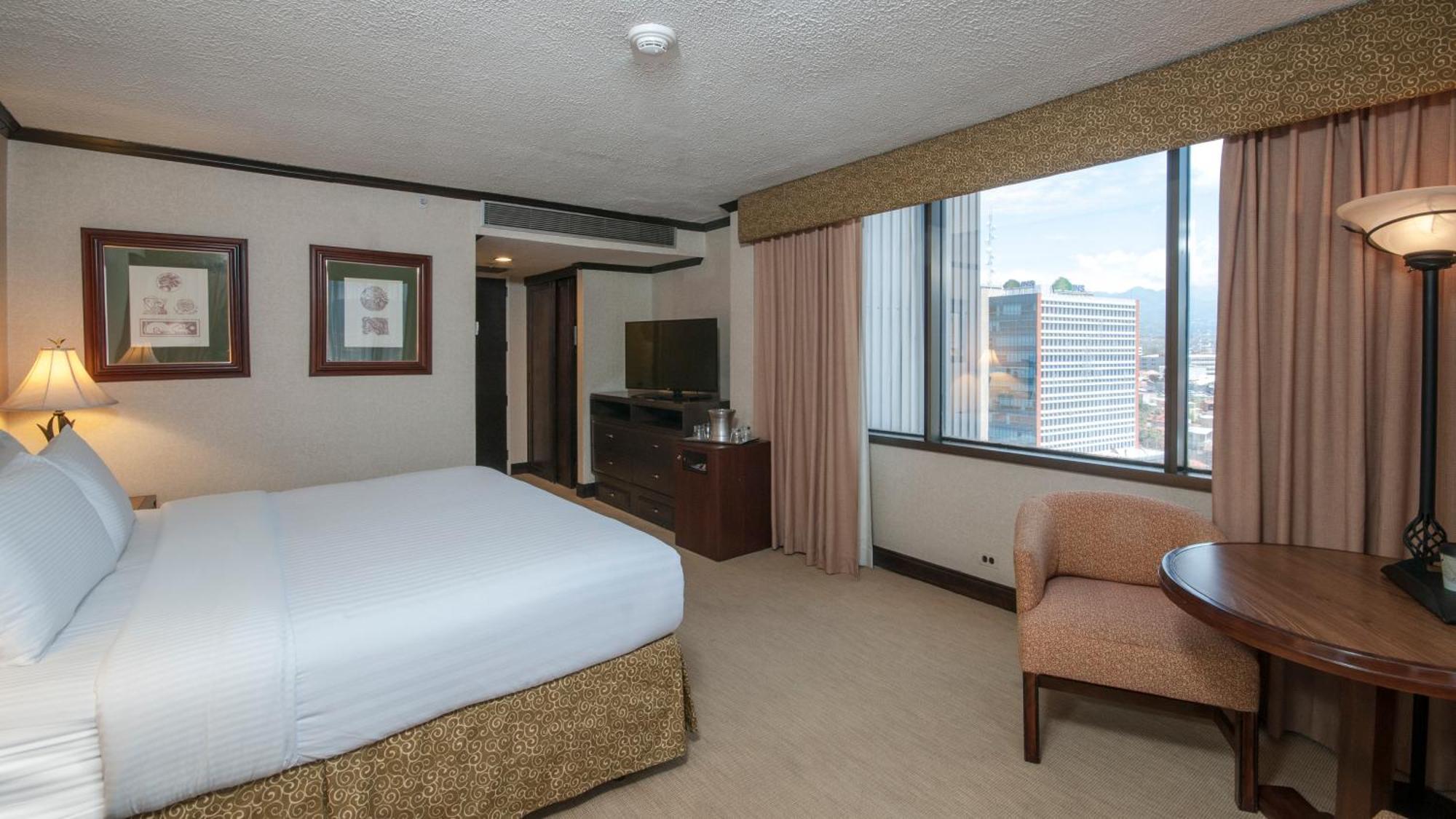 Executive King Room City View