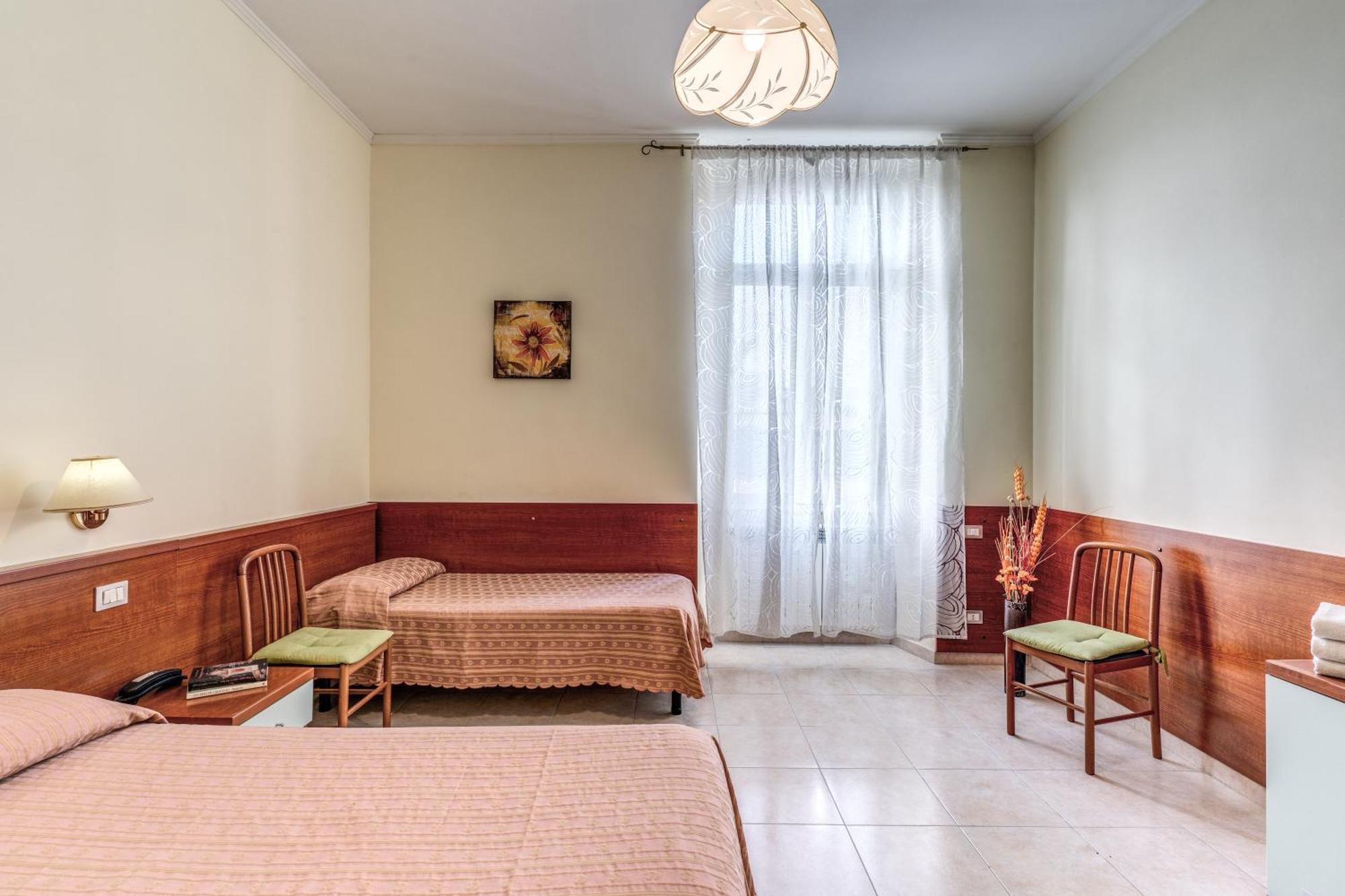 Triple Room