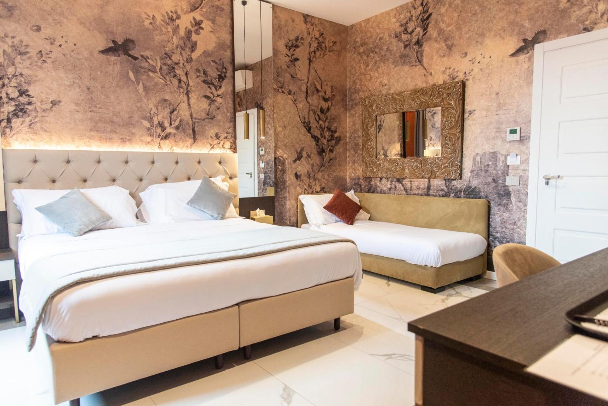 Executive Triple Room